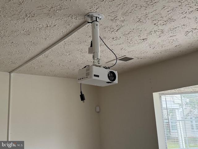 6290 WHISTLERS PLACE