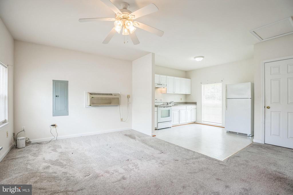 1005 AGRICOPIA DR