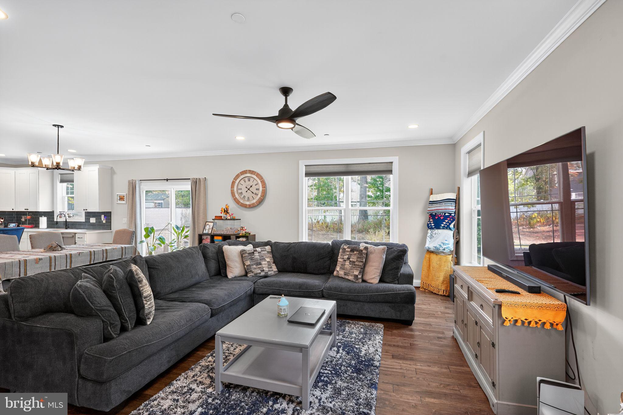 12123 RIVERVIEW DRIVE