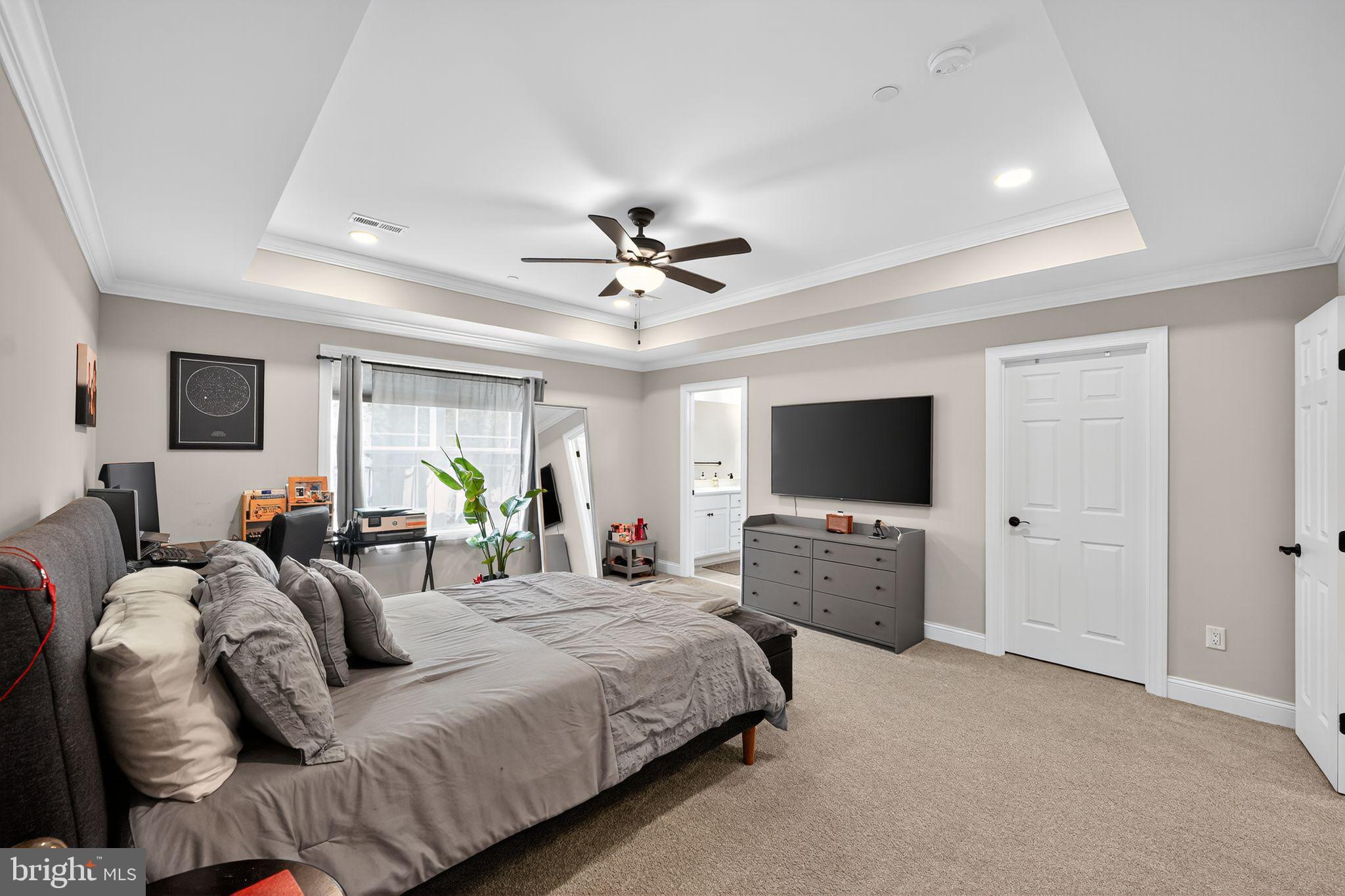 12123 RIVERVIEW DRIVE