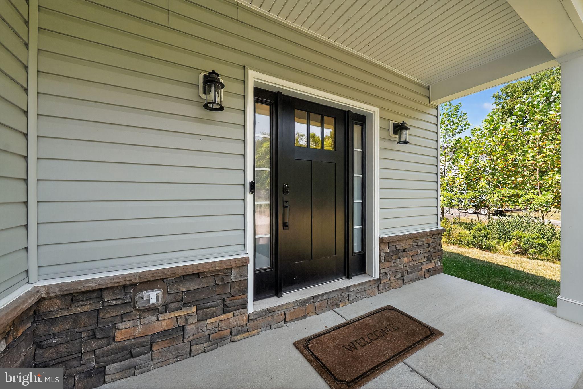 12123 RIVERVIEW DRIVE