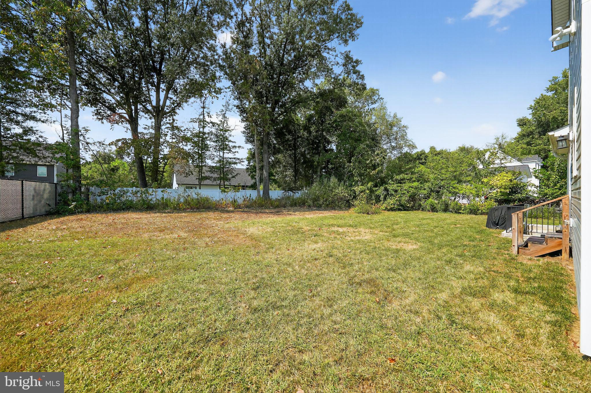 12123 RIVERVIEW DRIVE