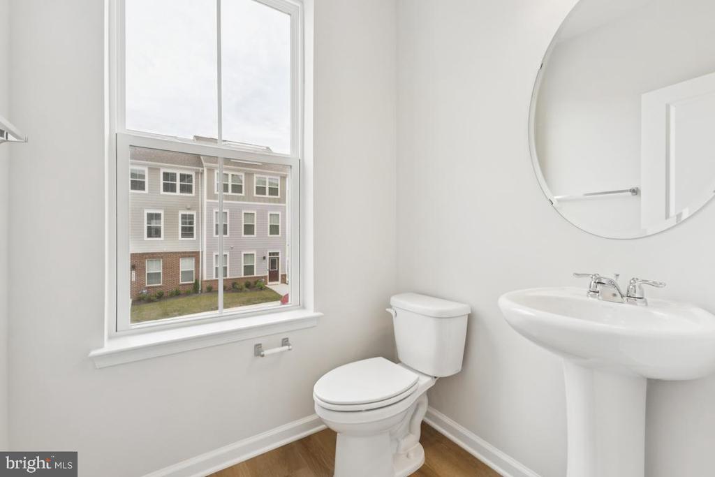 9734 GAELIC PLACE