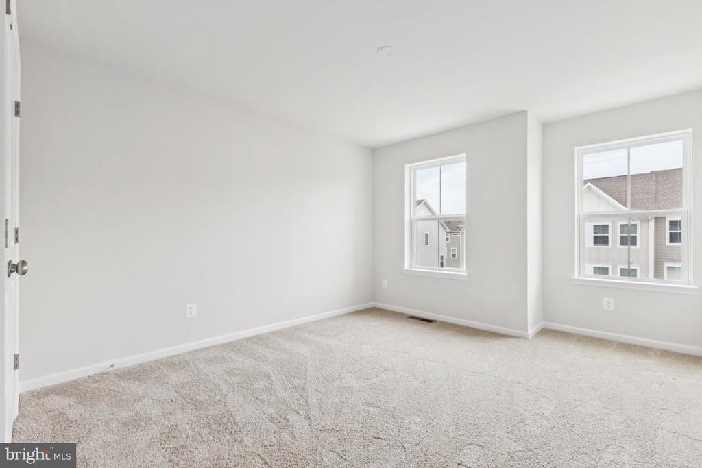 9734 GAELIC PLACE