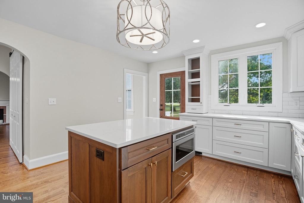 5965 ACORN SPRING PLACE