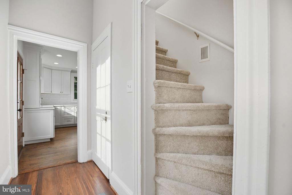 5965 ACORN SPRING PLACE