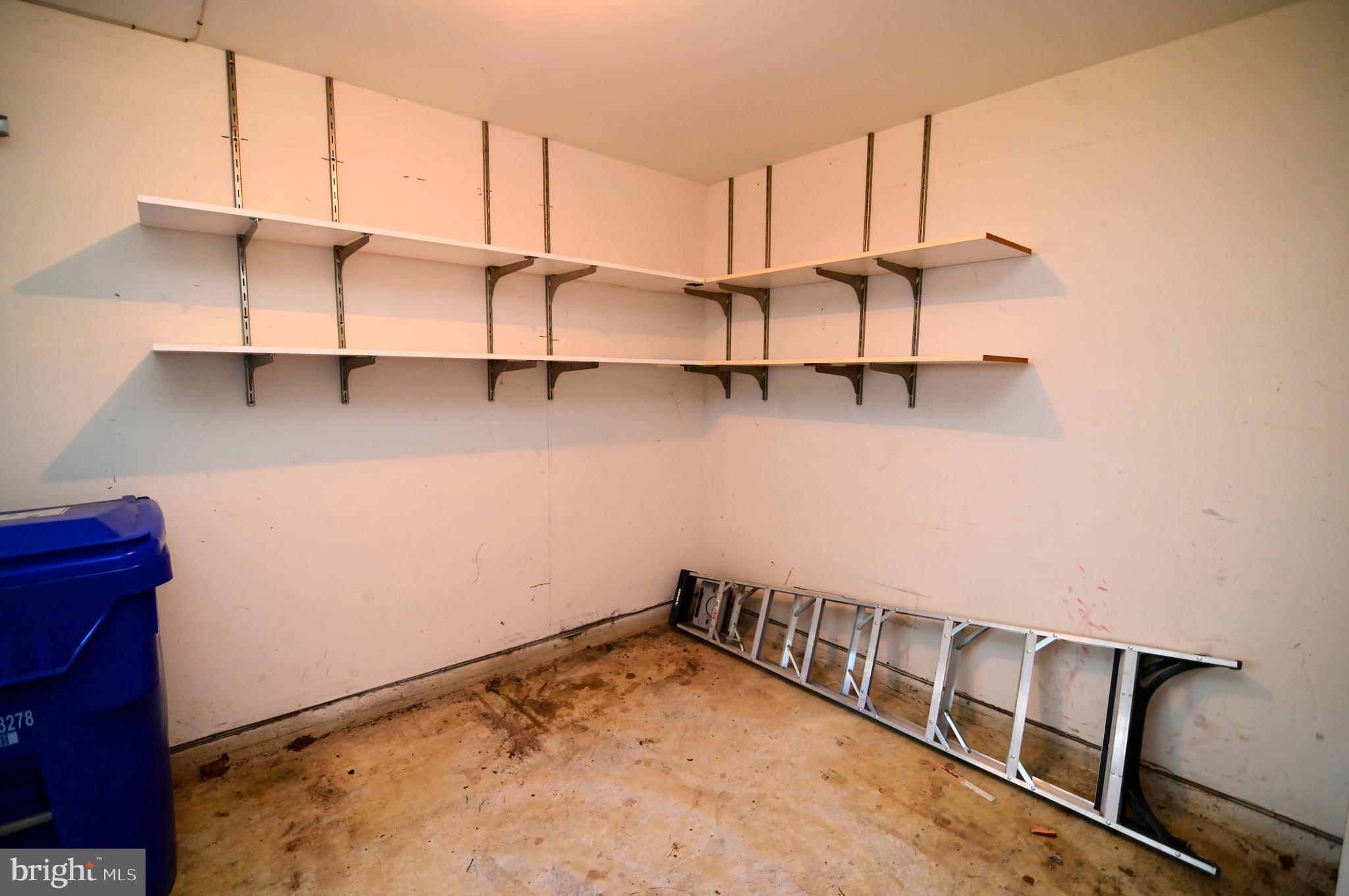 7913 HEATHERLEIGH PLACE