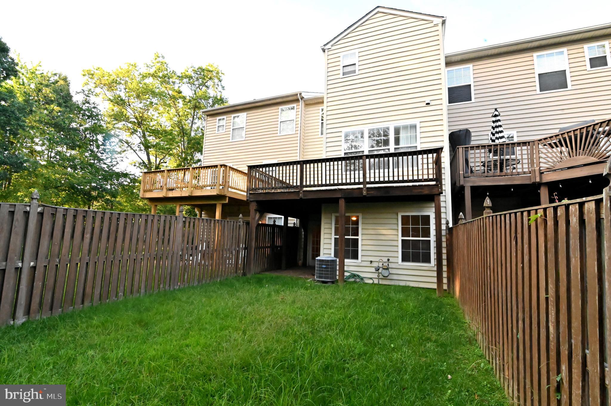 7913 HEATHERLEIGH PLACE