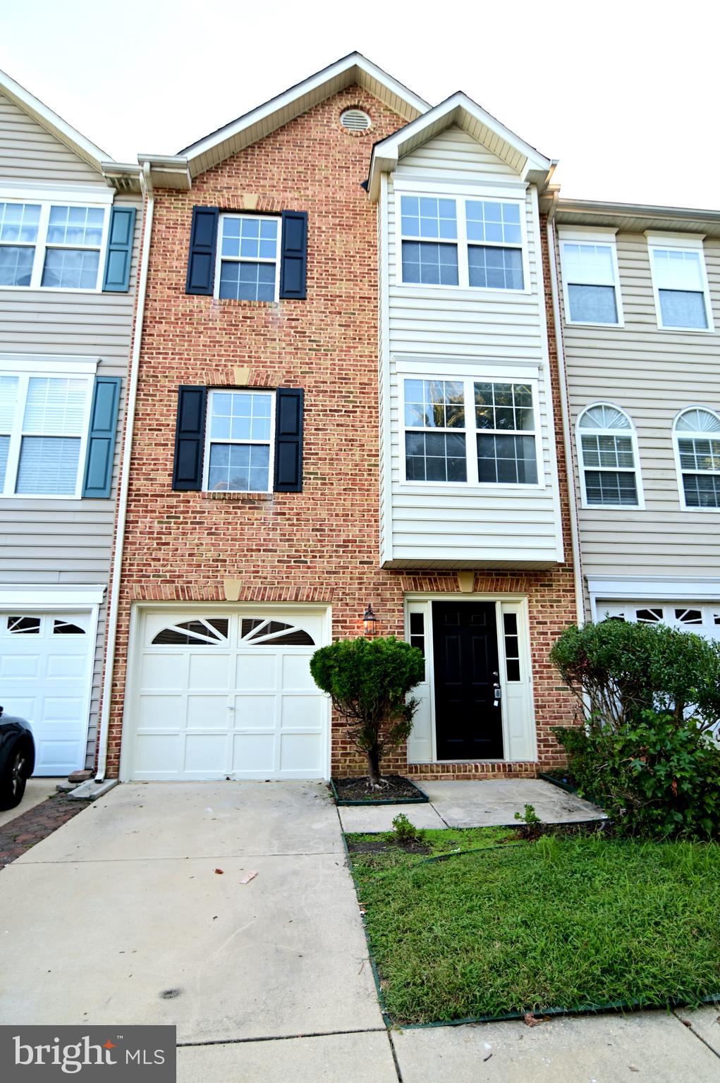 7913 HEATHERLEIGH PLACE