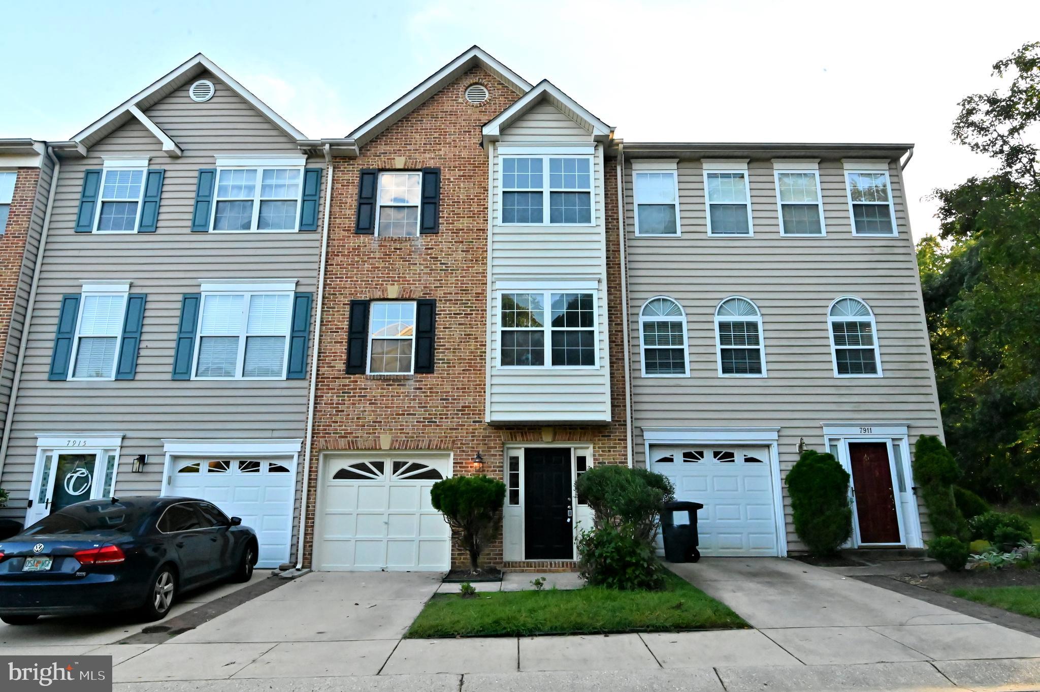 7913 HEATHERLEIGH PLACE