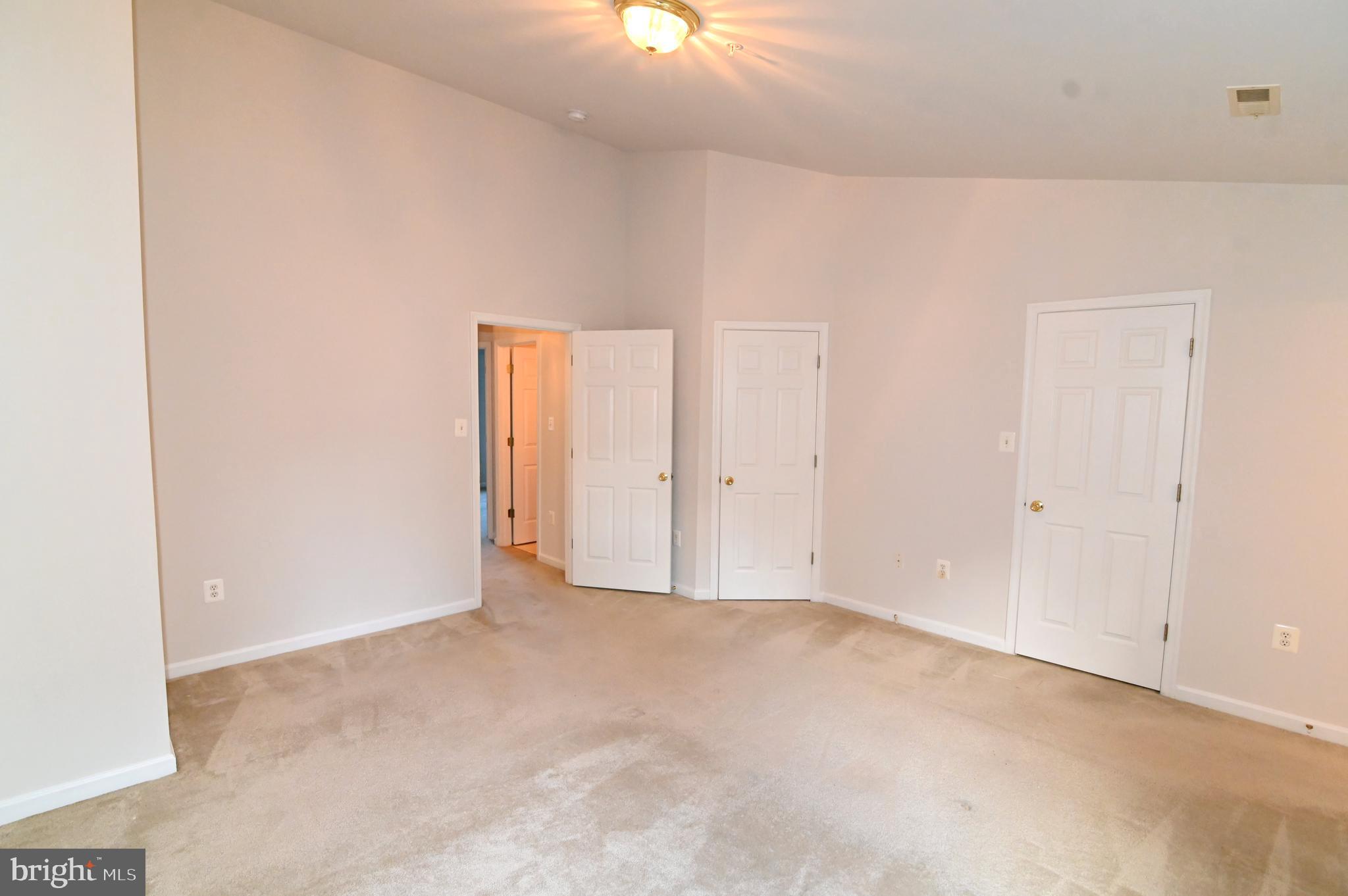 7913 HEATHERLEIGH PLACE