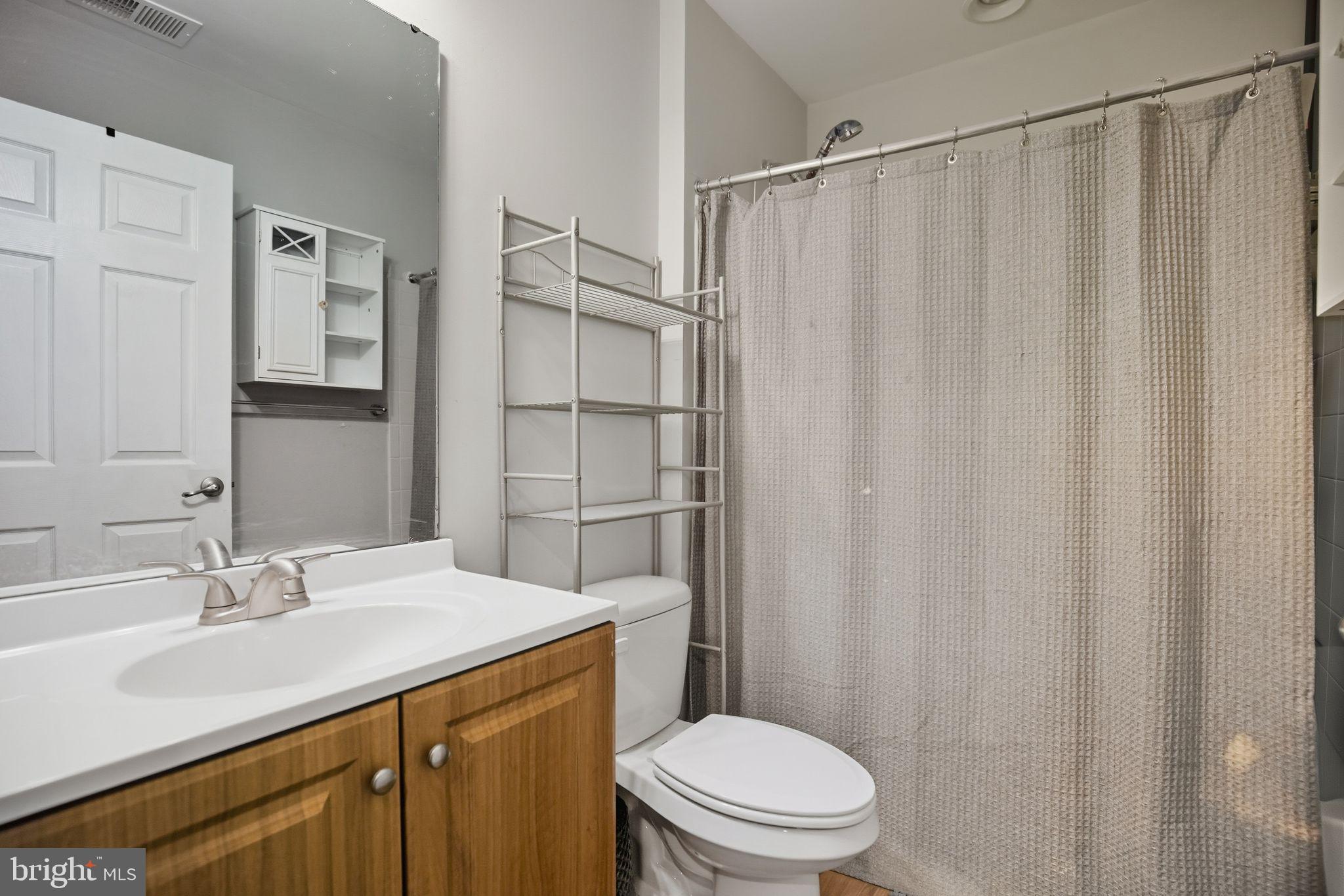 3216 CAREYSBROOK COURT