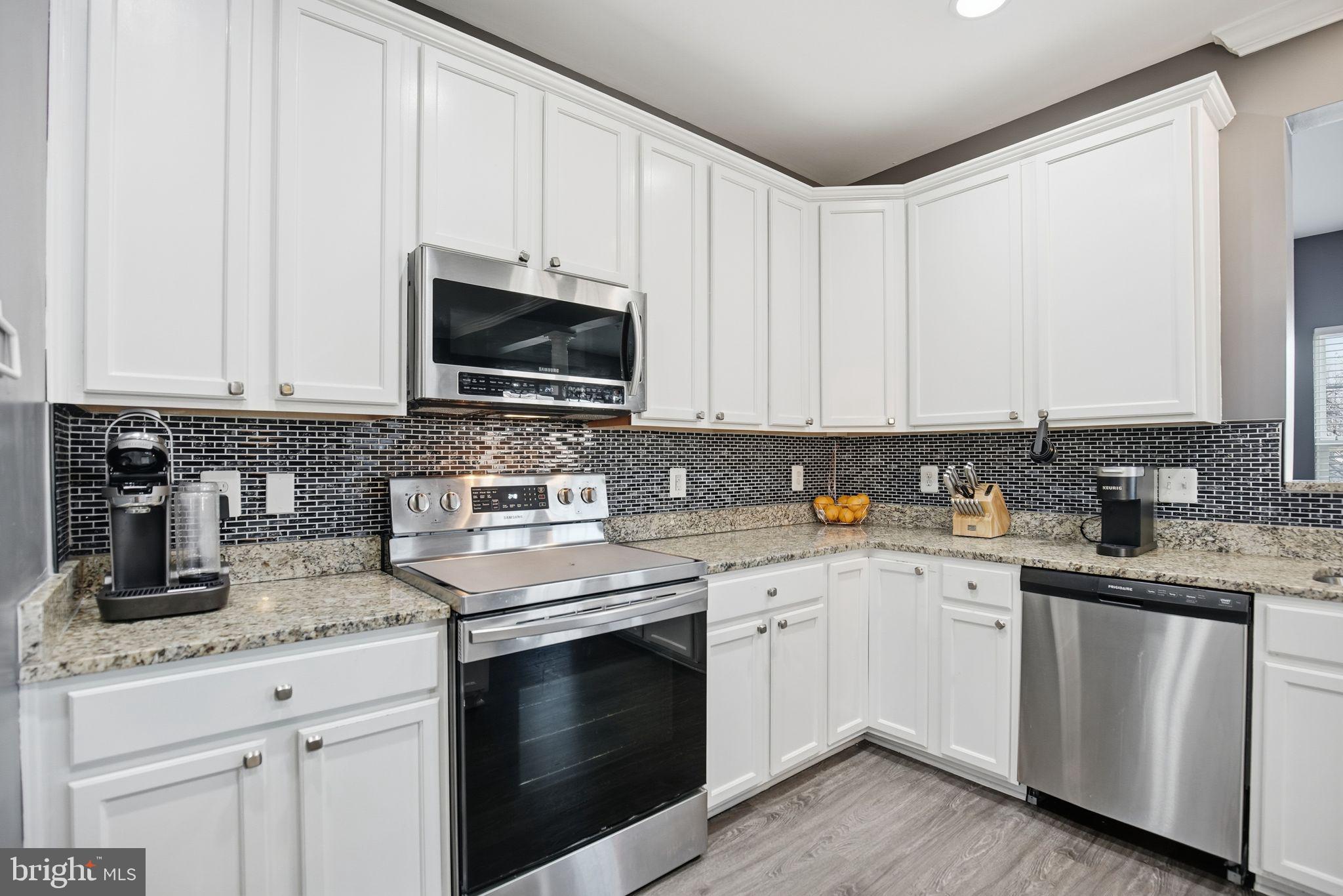 3216 CAREYSBROOK COURT