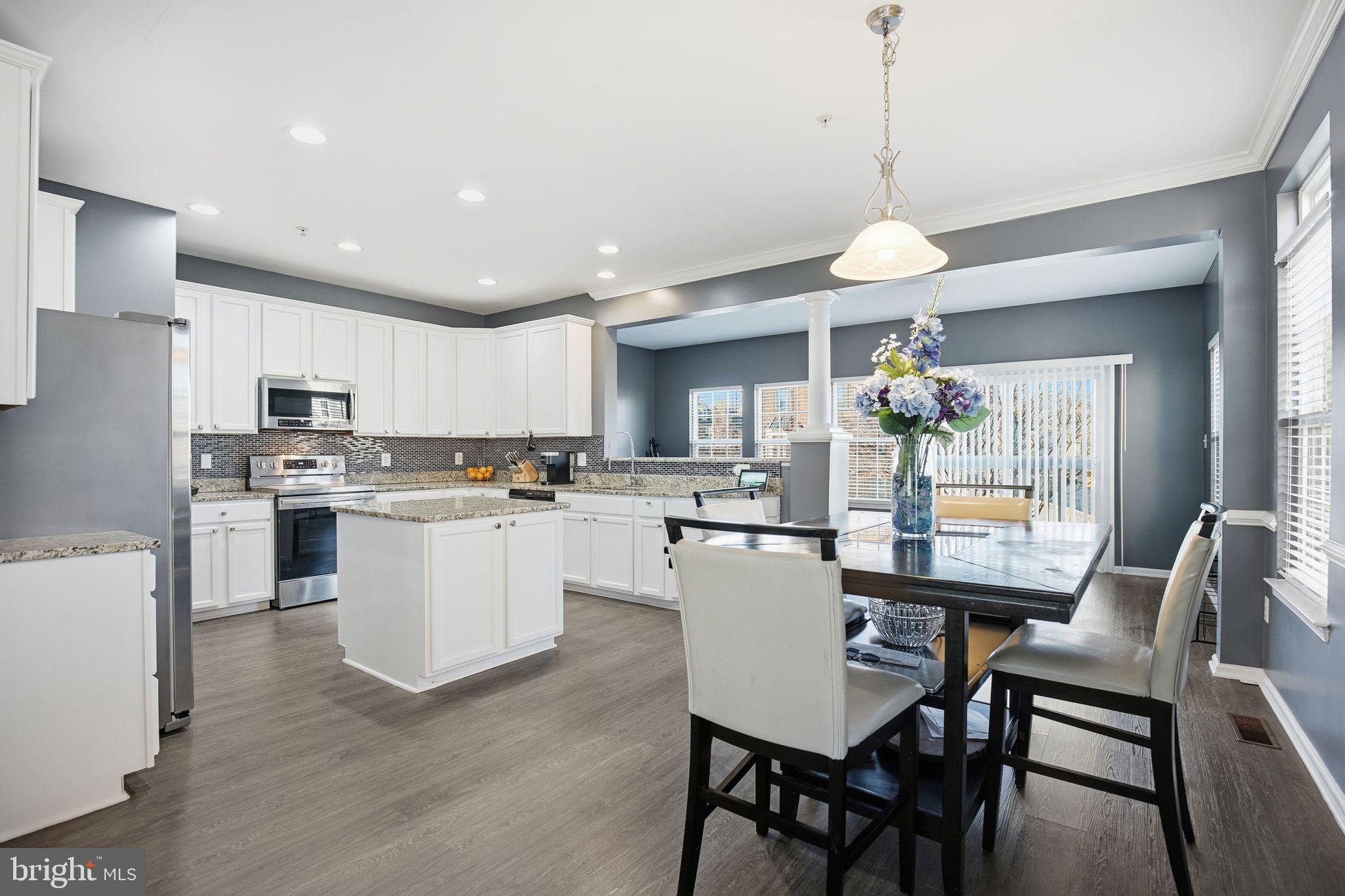 3216 CAREYSBROOK COURT