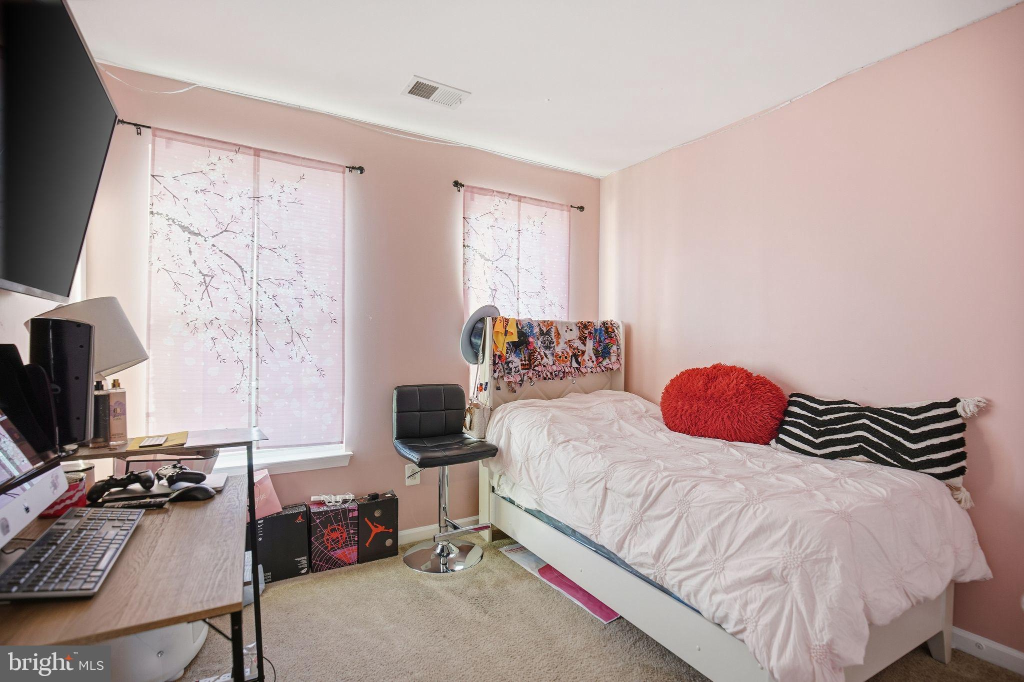 3216 CAREYSBROOK COURT