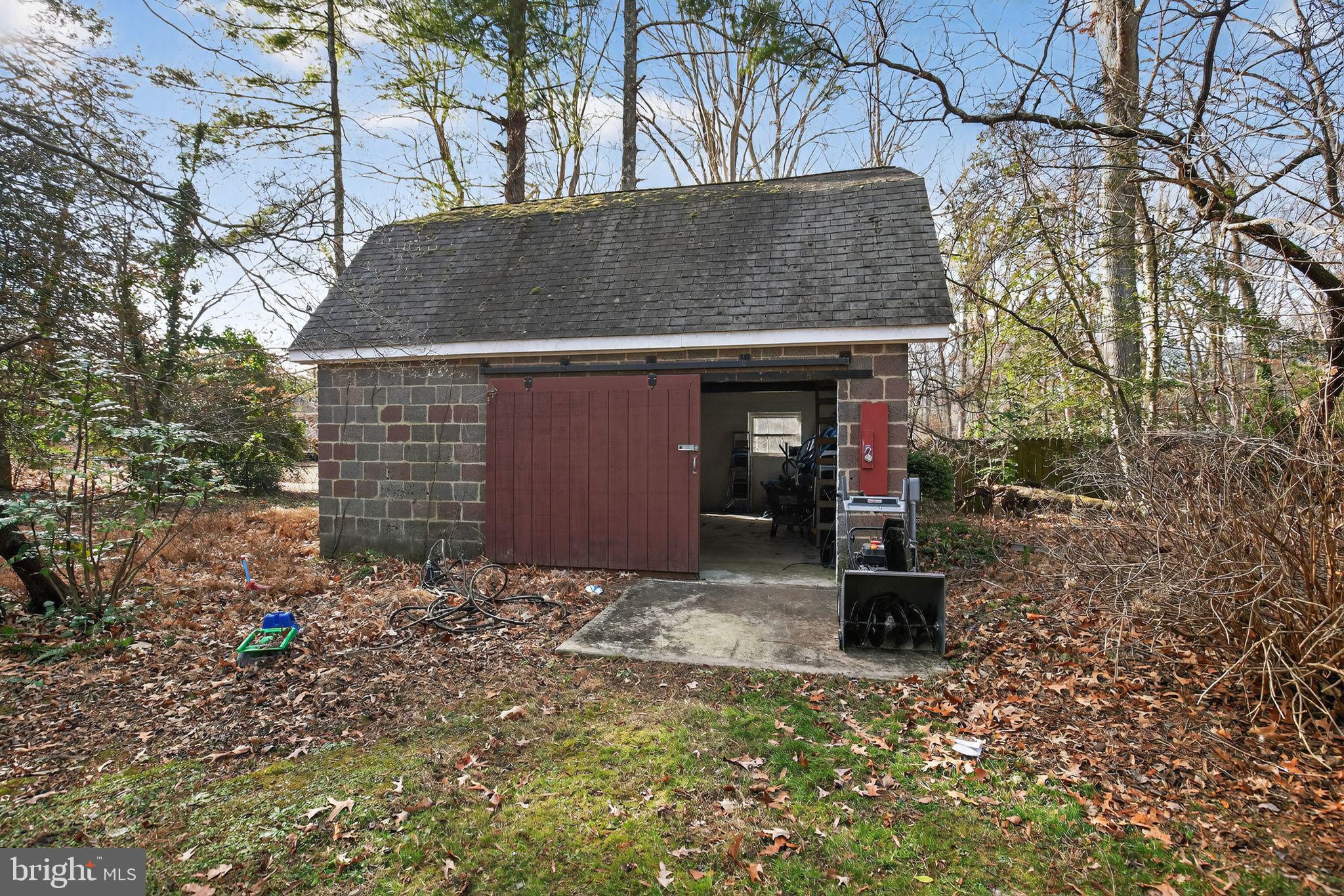 5481 CHAPMANS LANDING ROAD