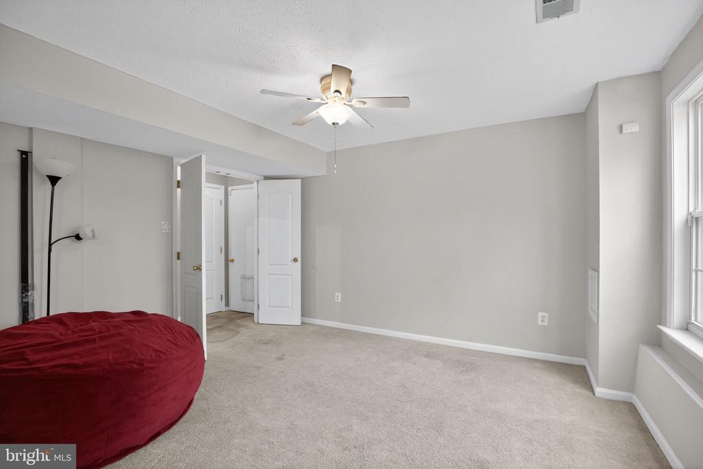 1103 STATION DRIVE