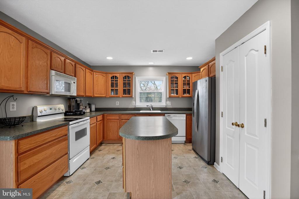 1103 STATION DRIVE