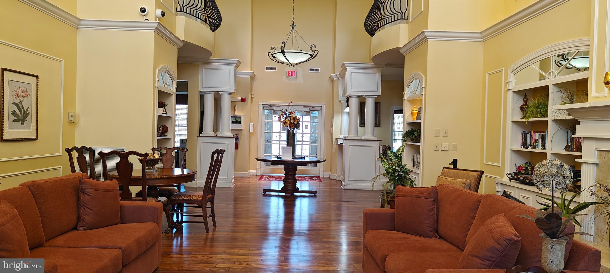 10425 STARLIGHT PLACE