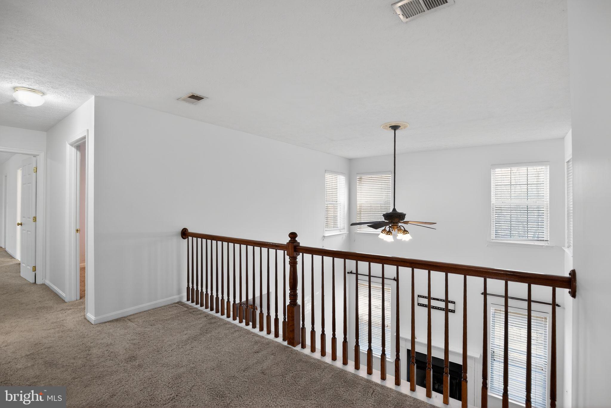 2323 SPRINGDALE LANE