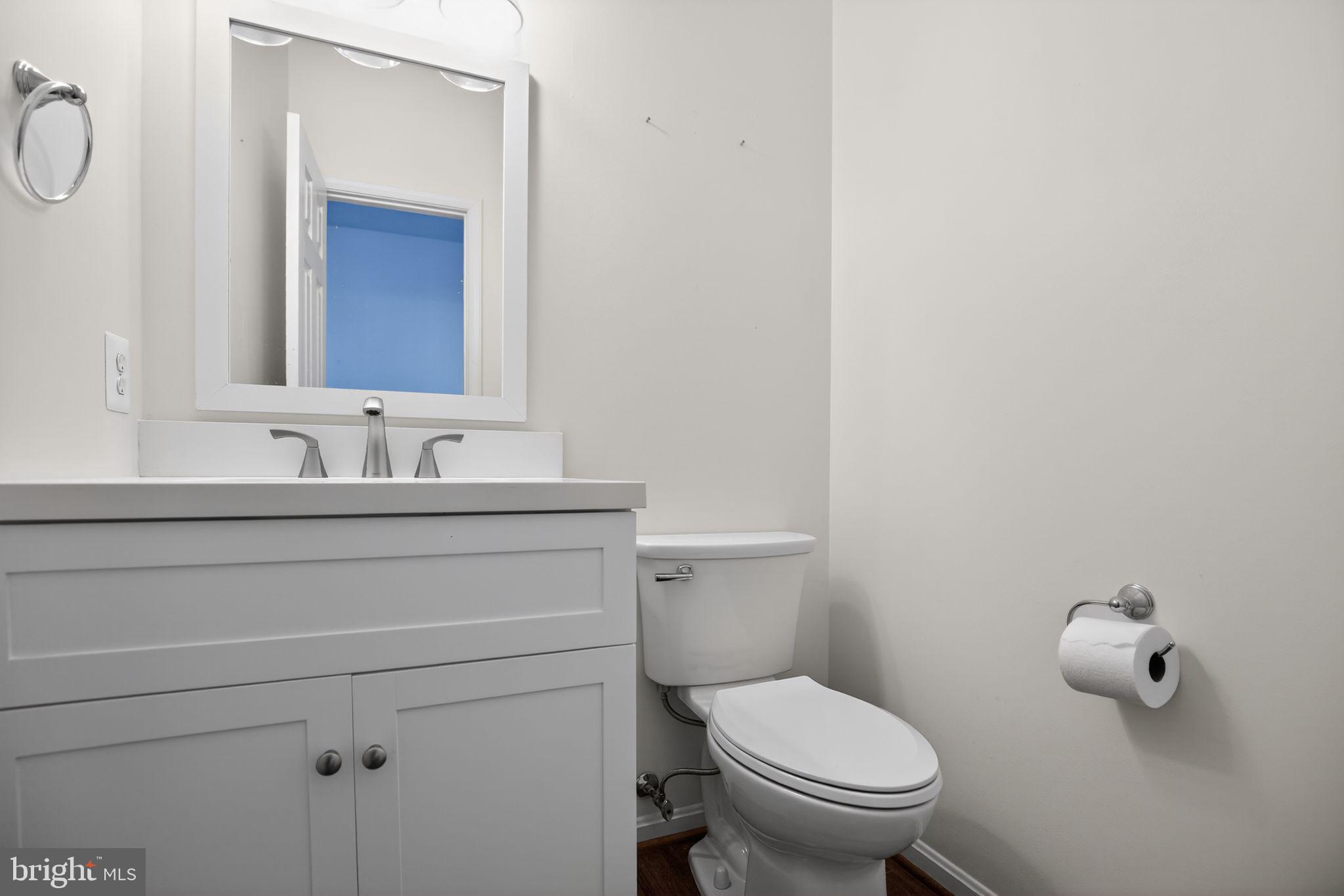 2323 SPRINGDALE LANE