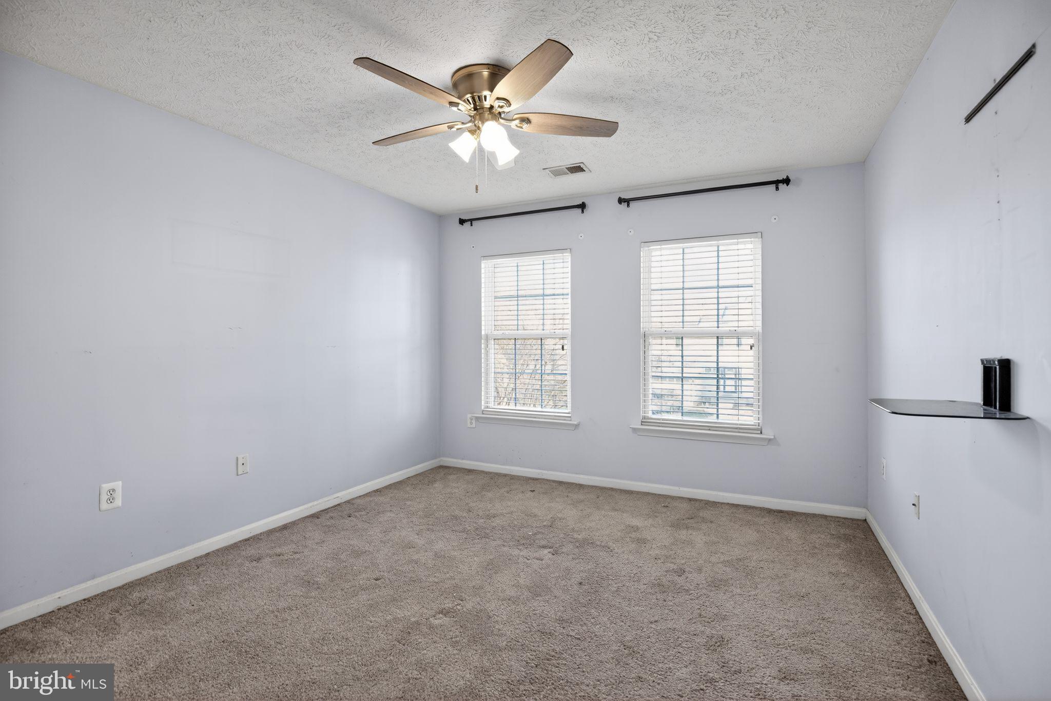 2323 SPRINGDALE LANE