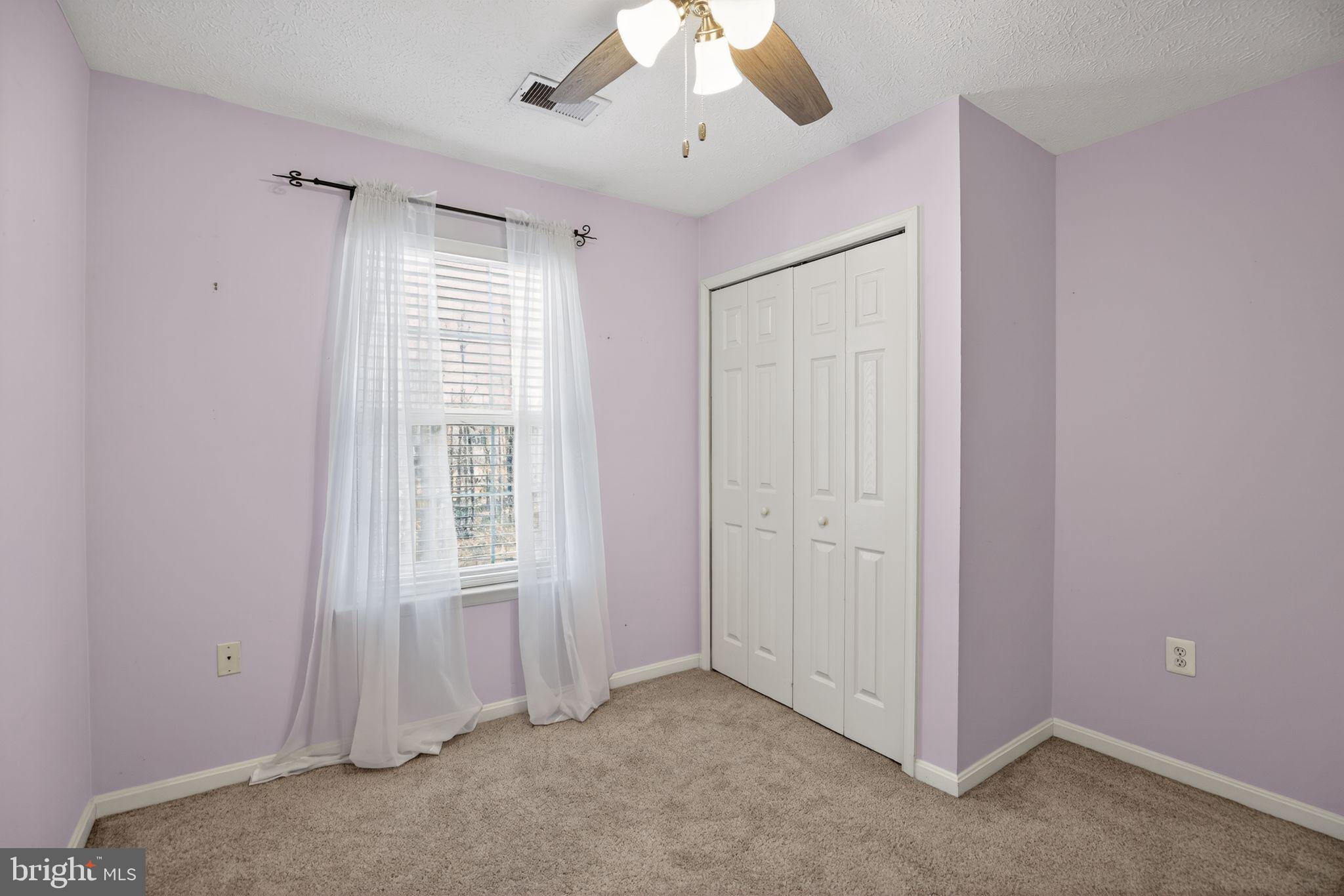 2323 SPRINGDALE LANE