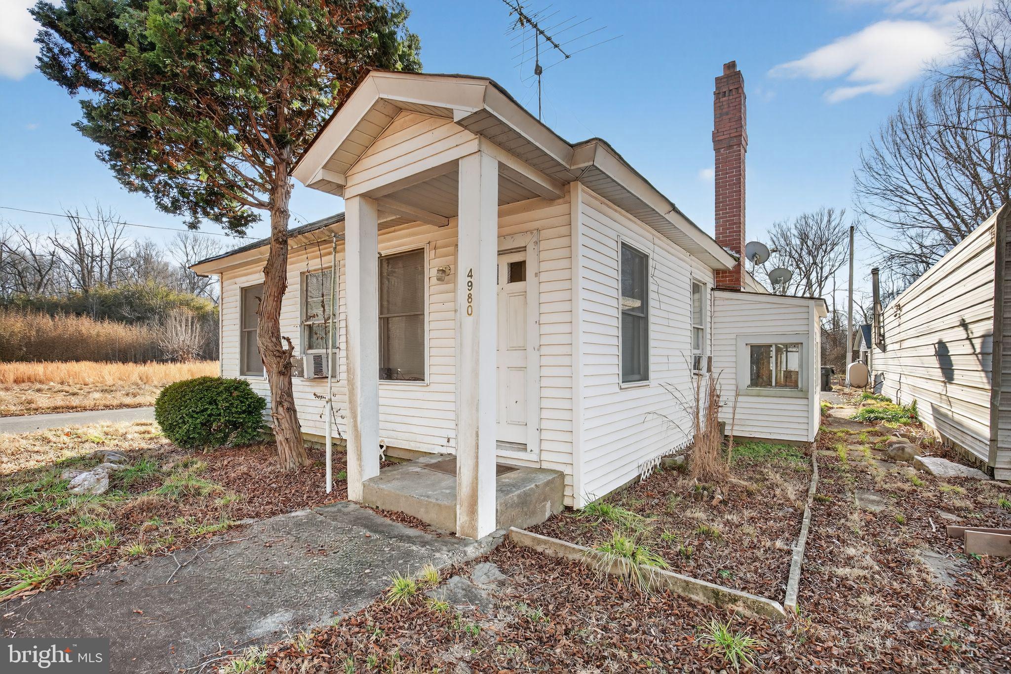 4980 LIVINGSTON ROAD