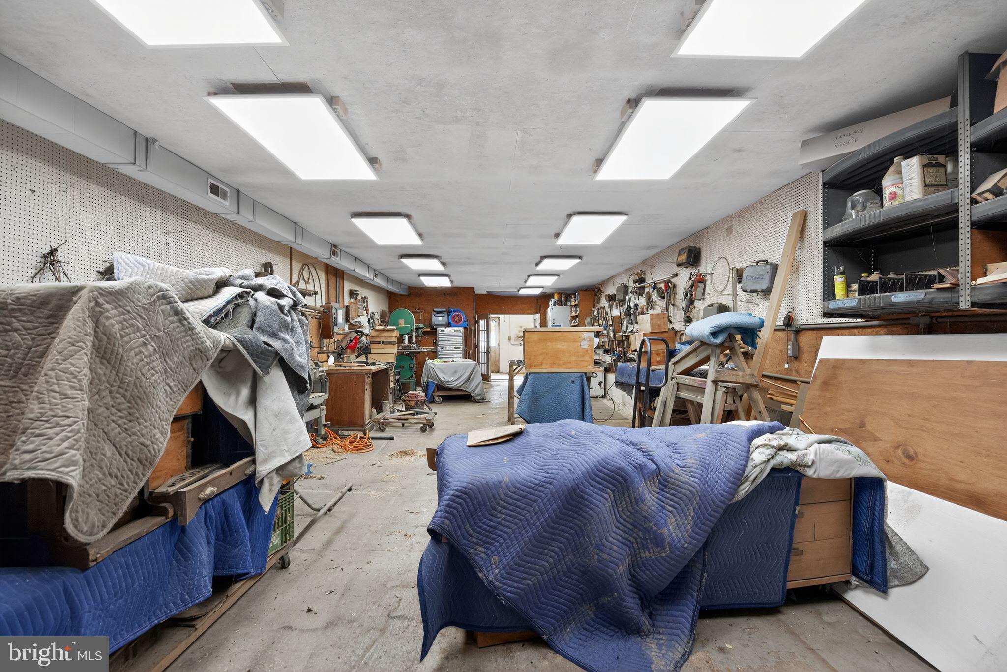 4980 LIVINGSTON ROAD