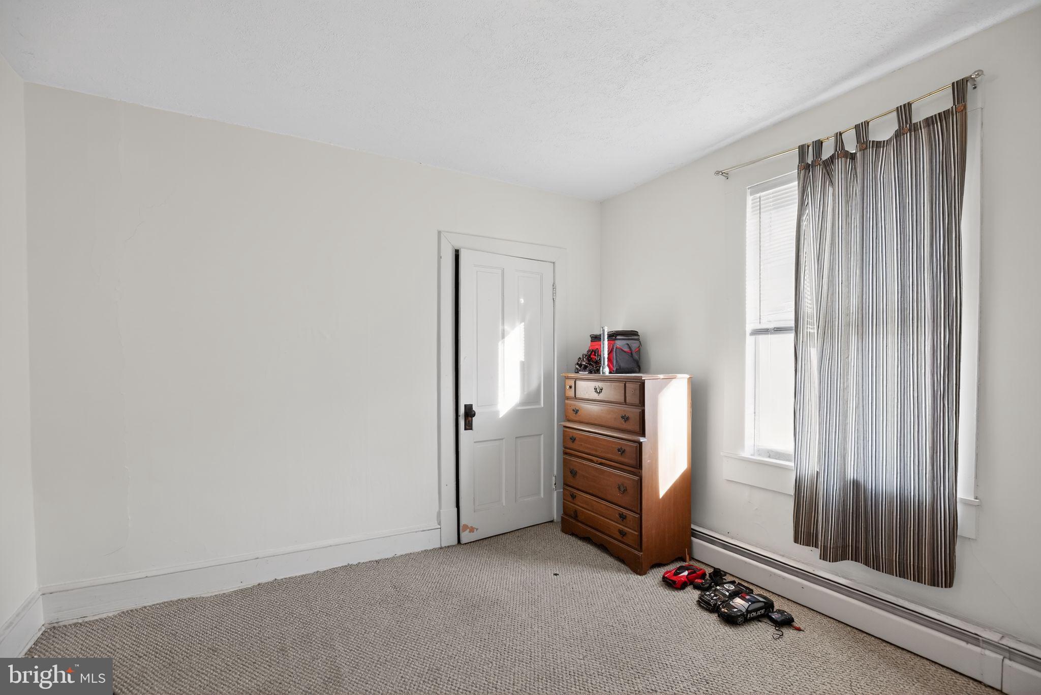 4980 LIVINGSTON ROAD