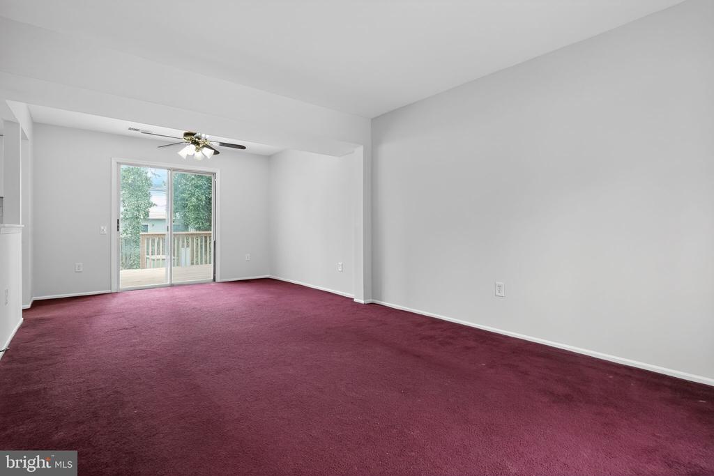 2587 ROBINSON PLACE