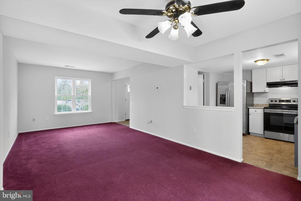2587 ROBINSON PLACE