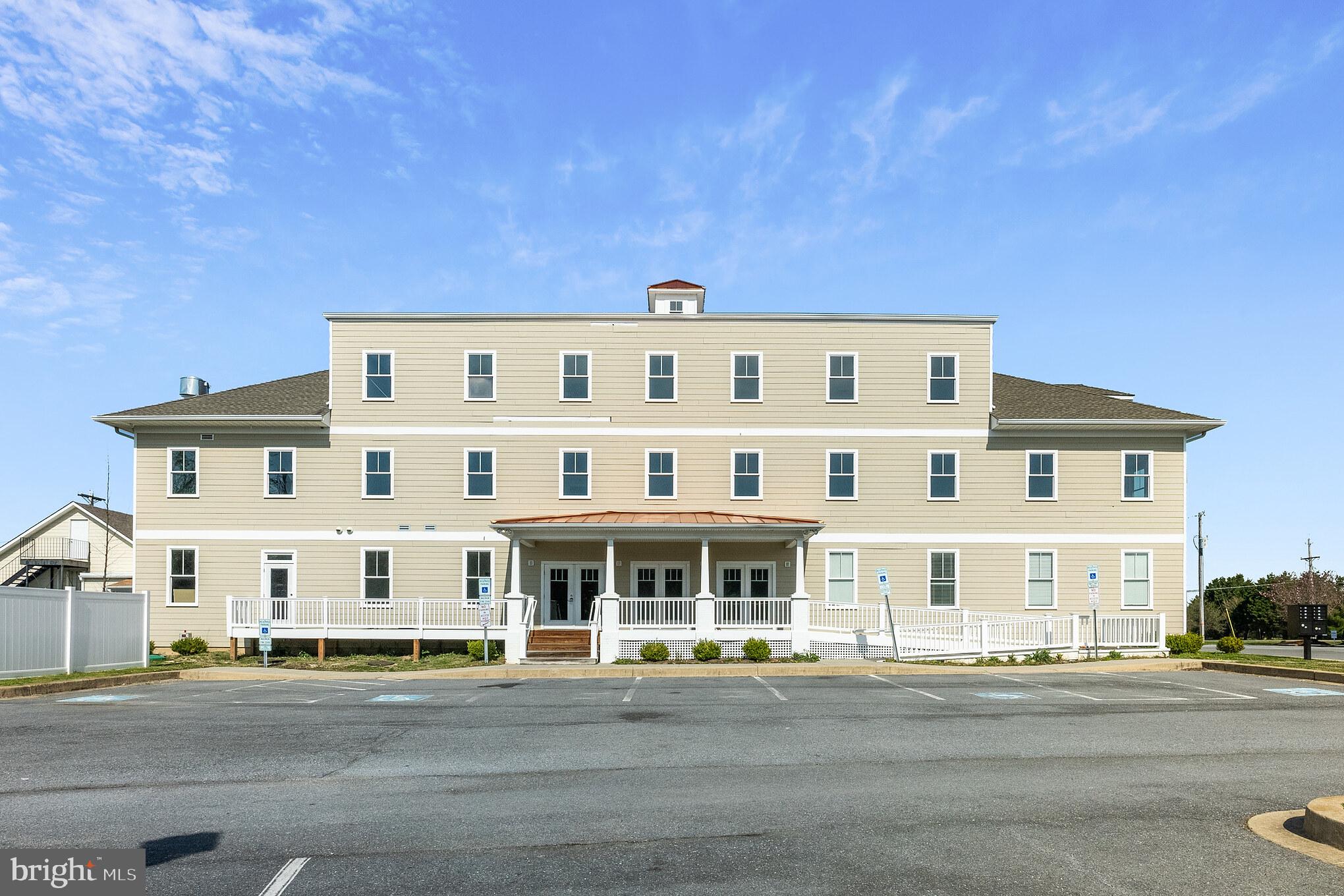 4550 CRAIN HIGHWAY
