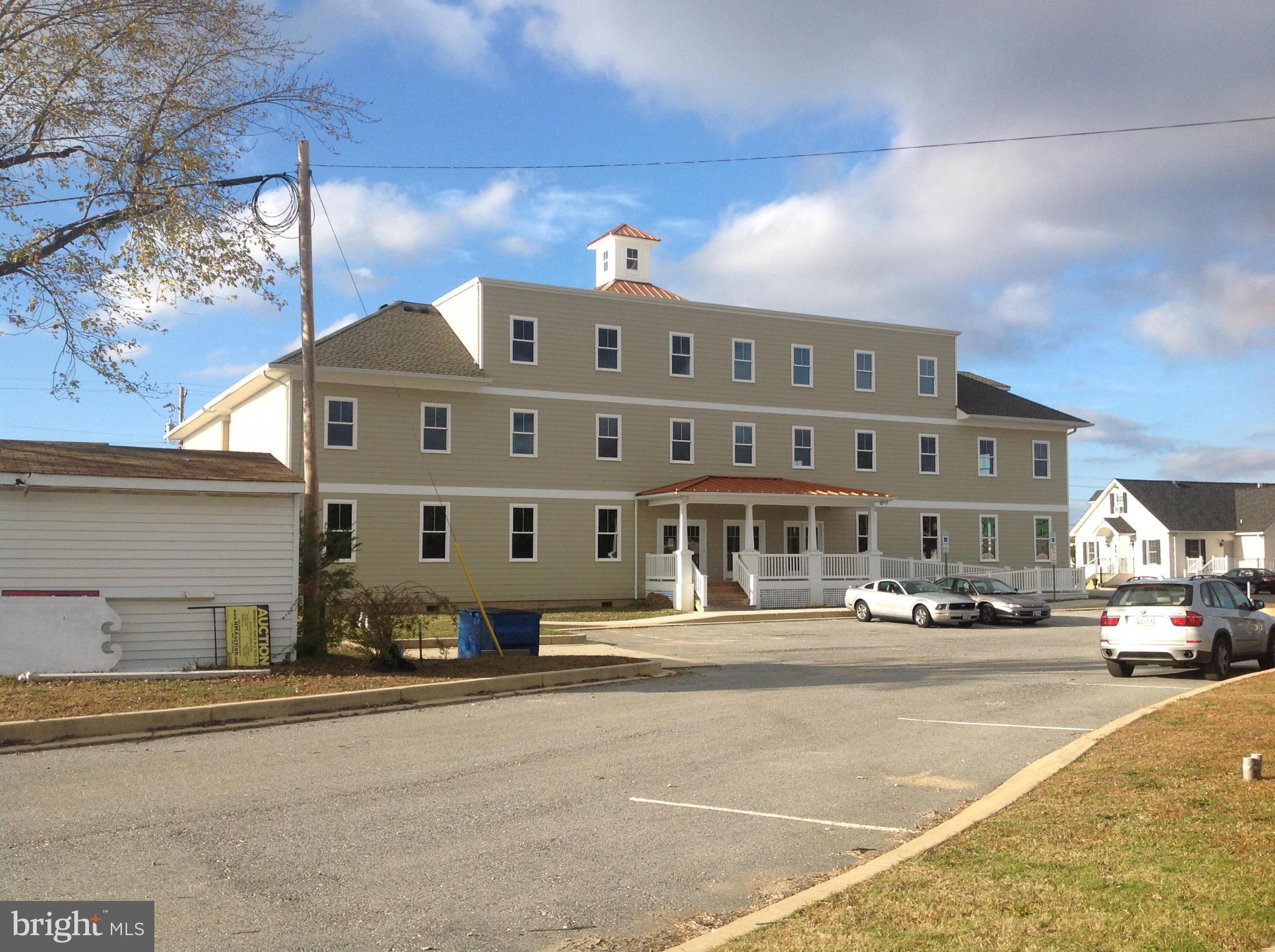 4550 CRAIN HIGHWAY