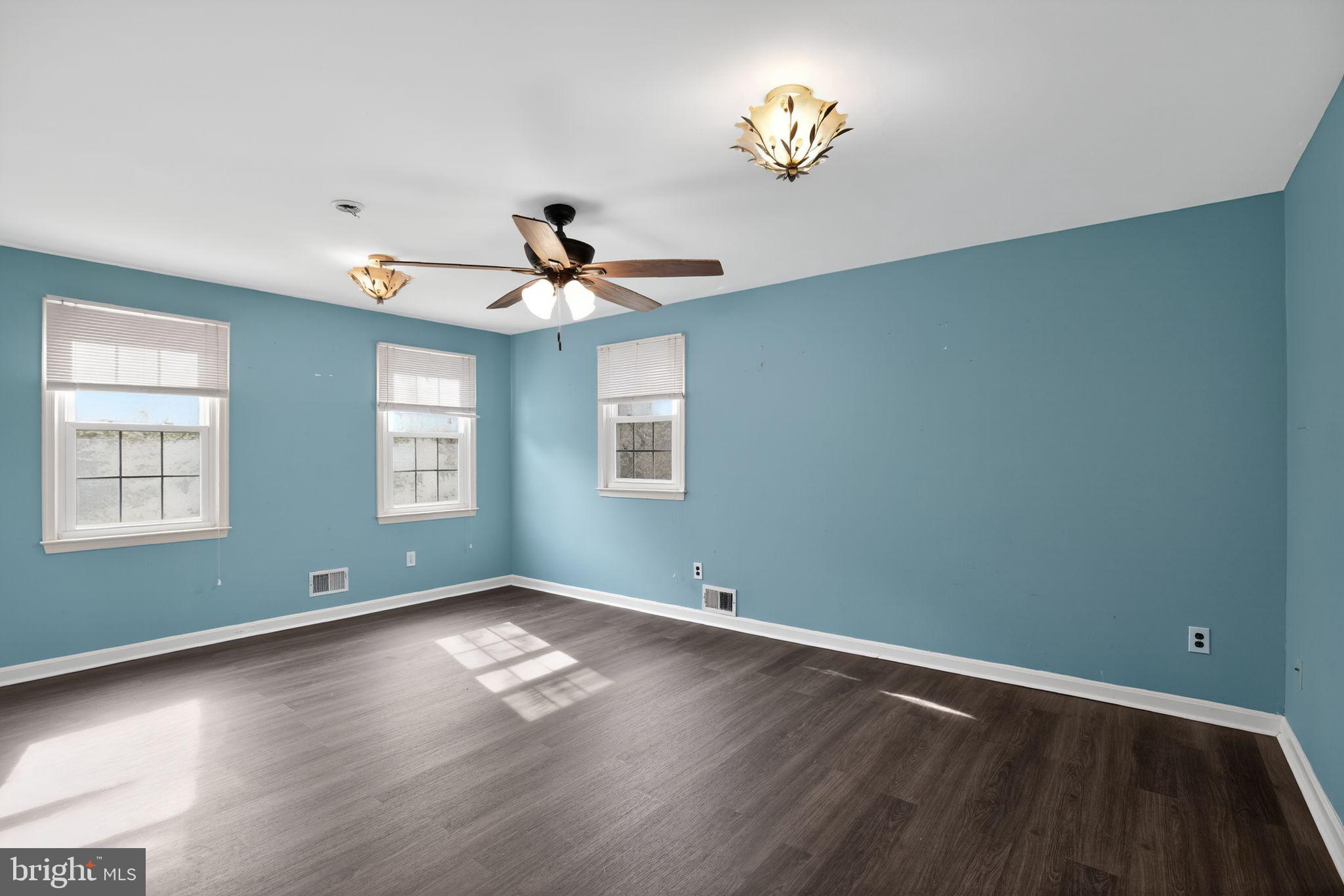 507 CHESTNUT COURT