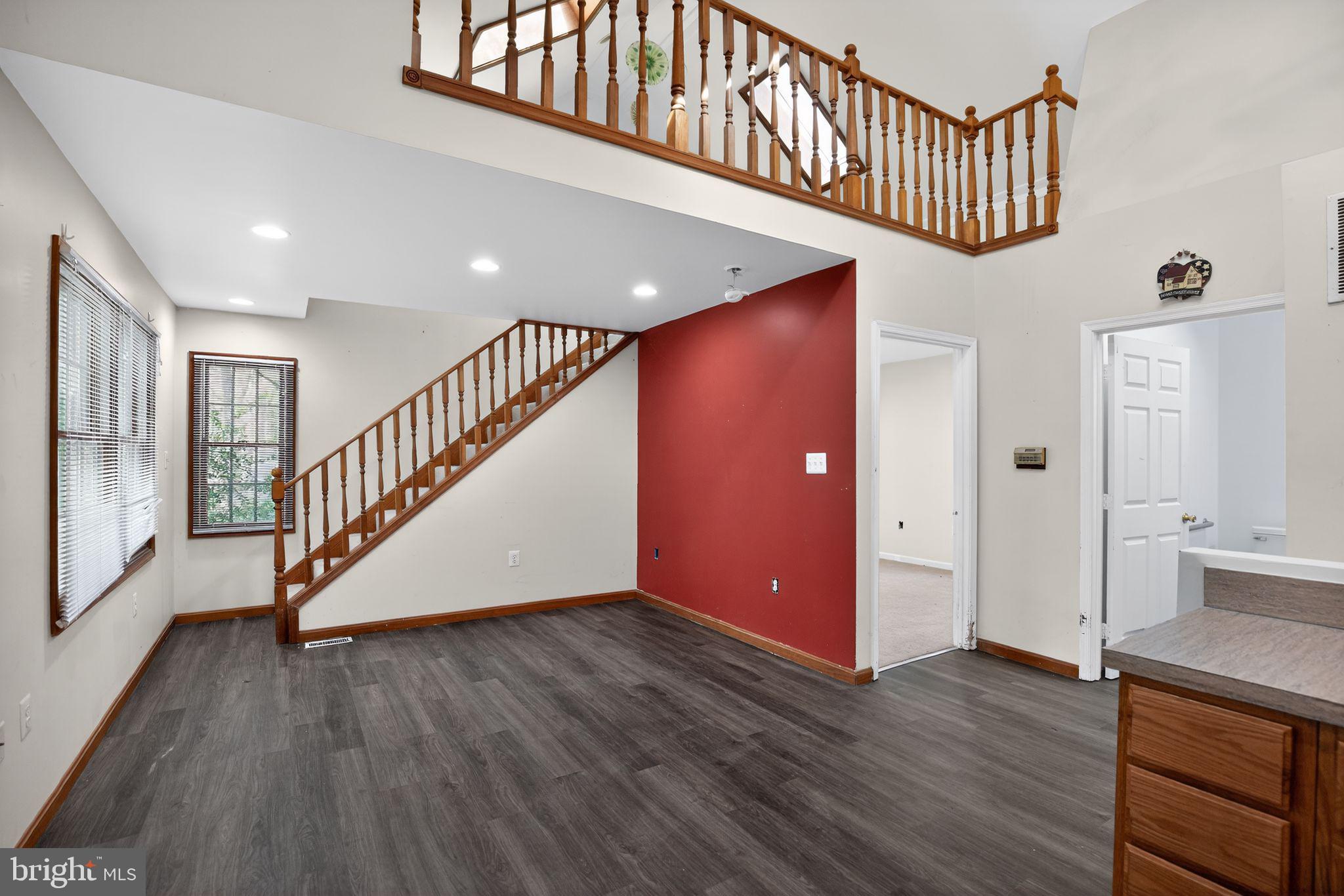 507 CHESTNUT COURT