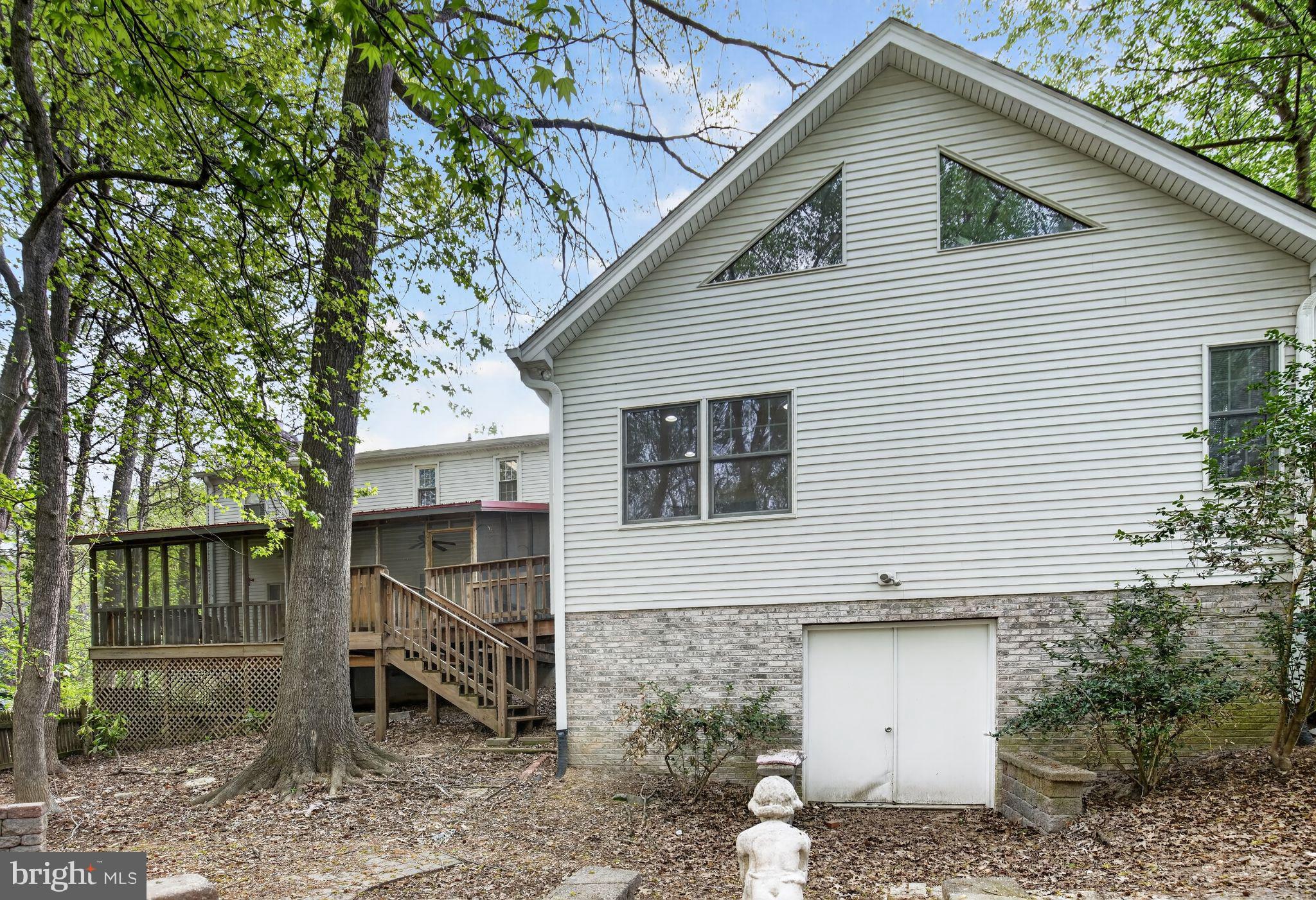 507 CHESTNUT COURT
