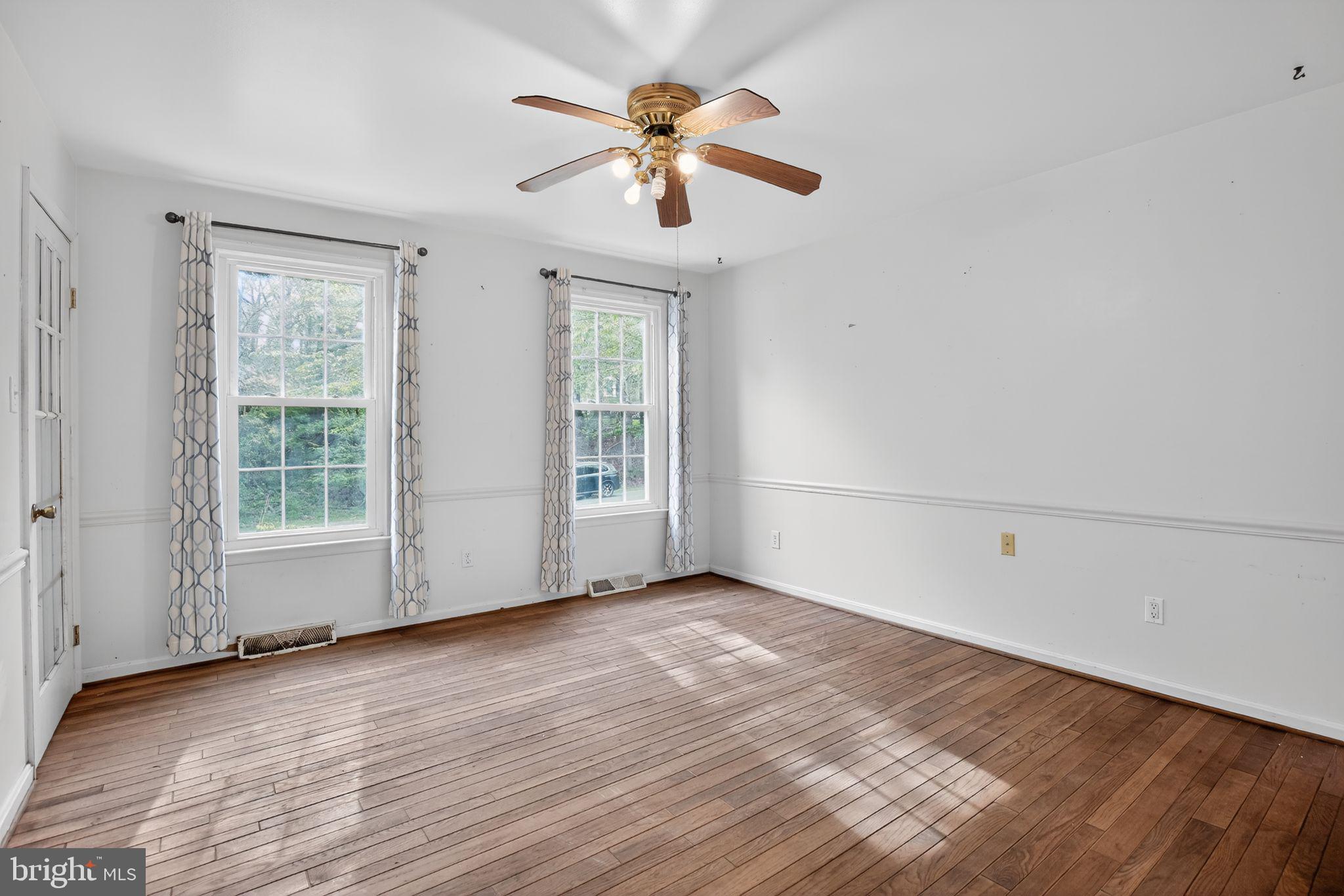 507 CHESTNUT COURT