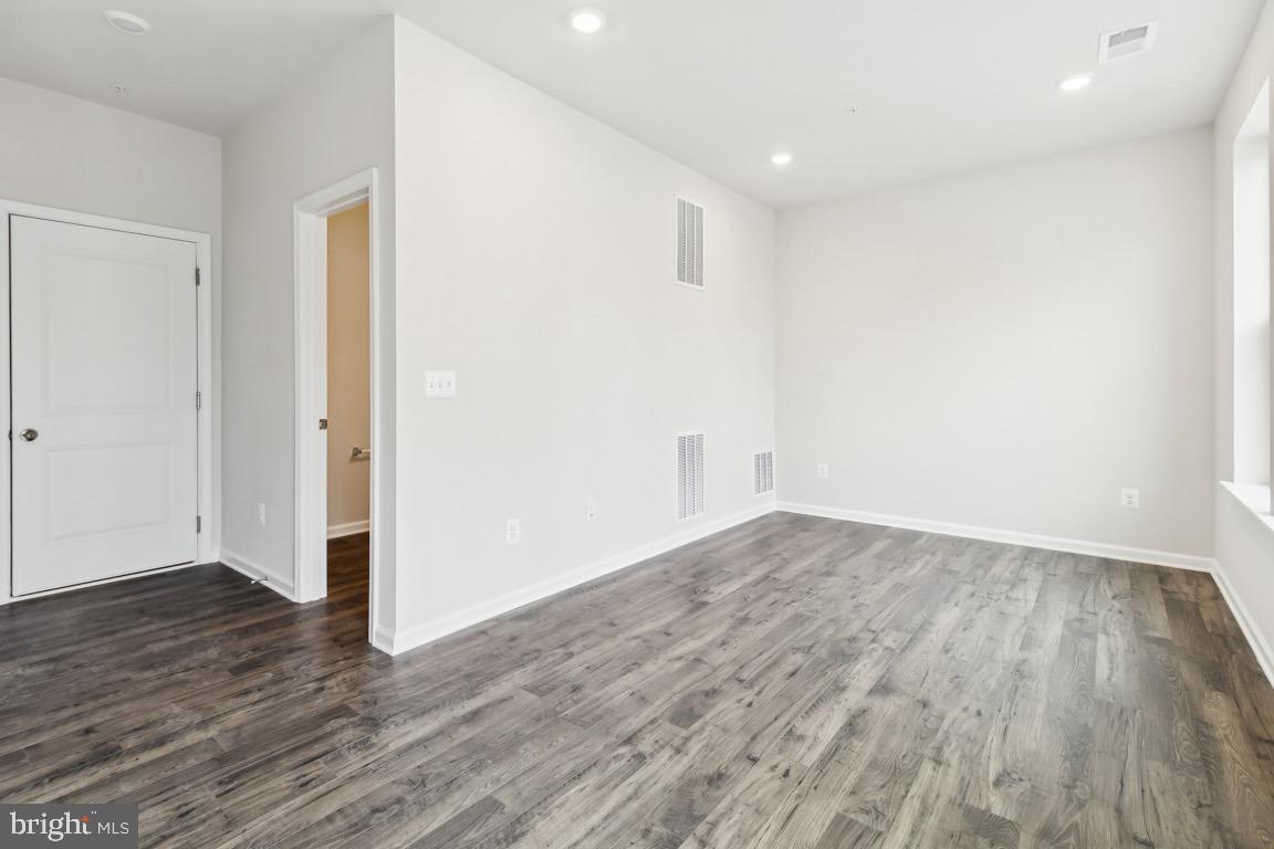 9710 TWEED HOPE PLACE