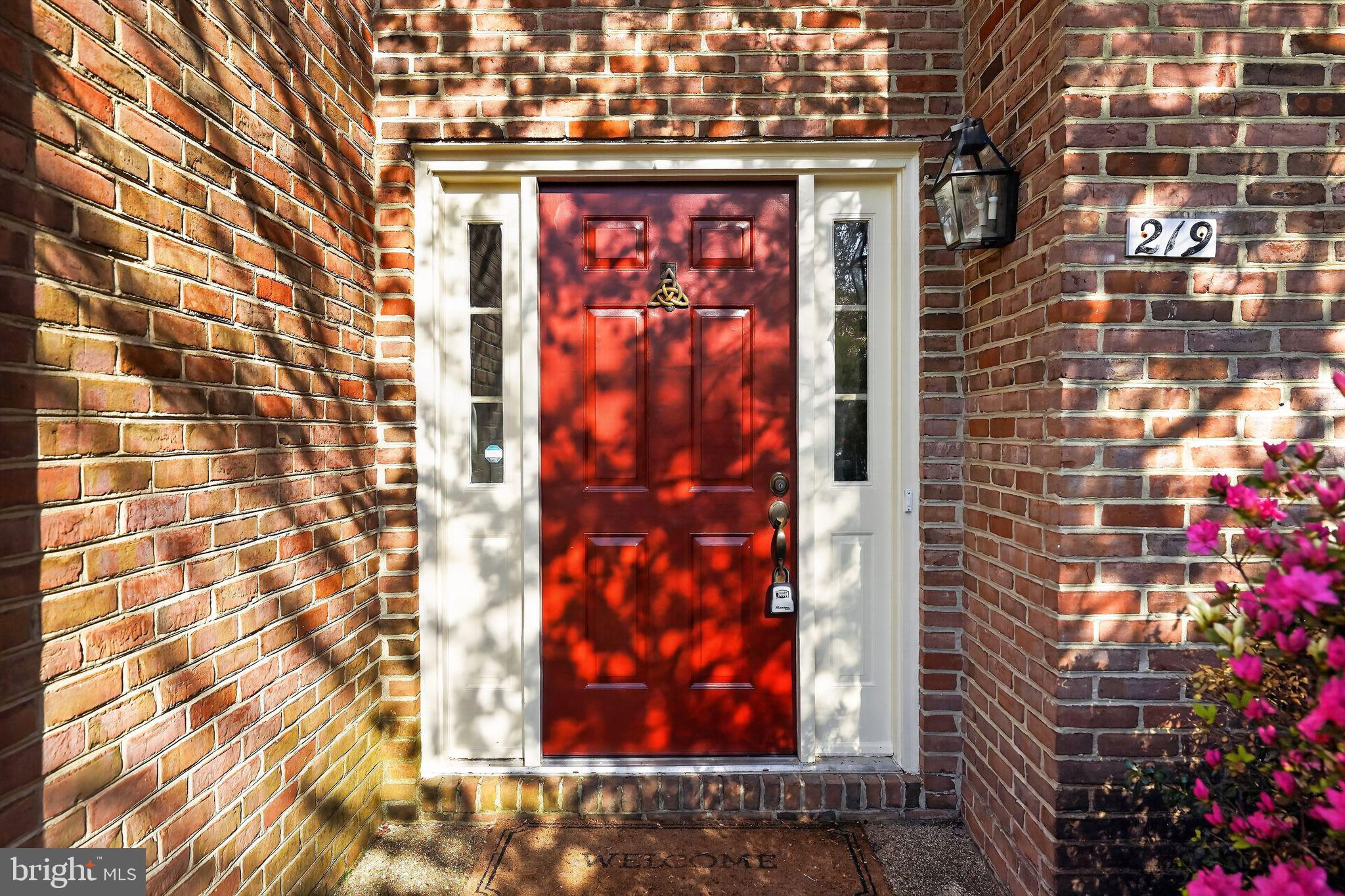 219 HEATHER COURT