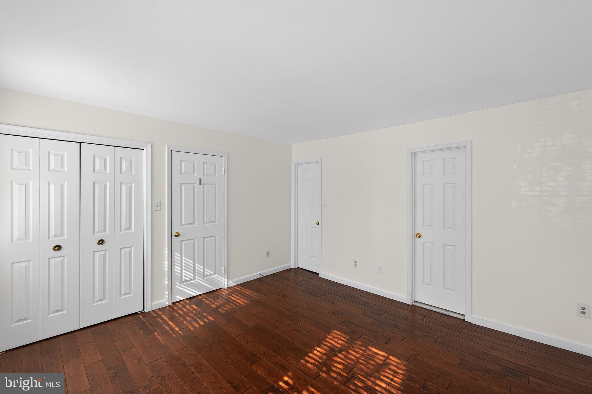 219 HEATHER COURT