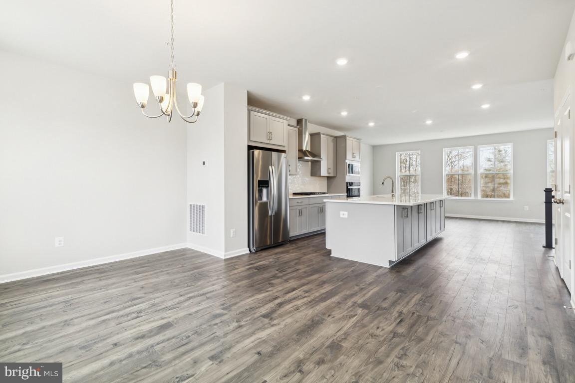 9706 TWEED HOPE PLACE