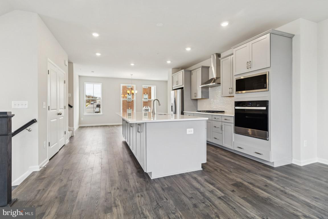 9706 TWEED HOPE PLACE