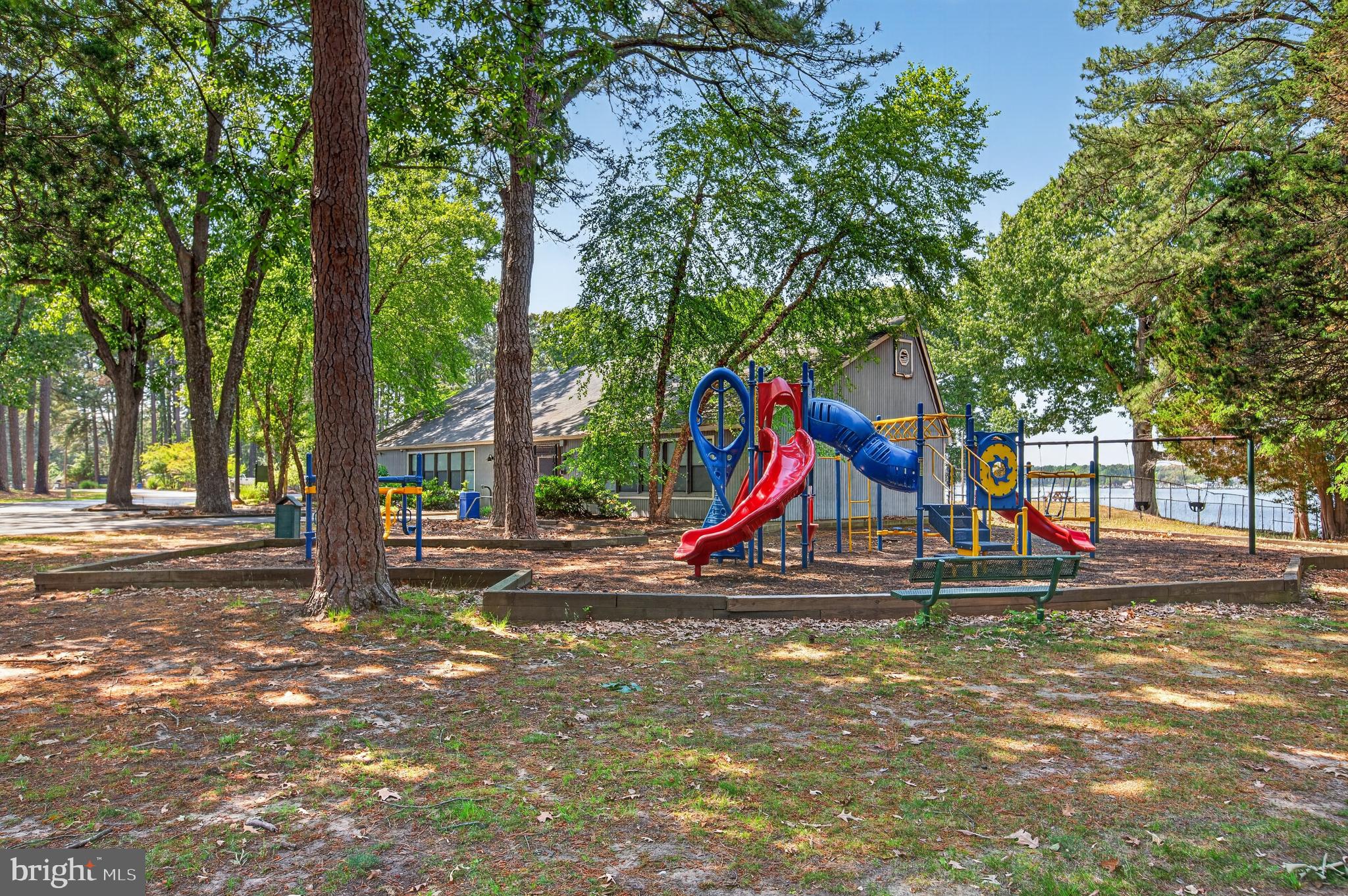 14575 HONEYSUCKLE WAY