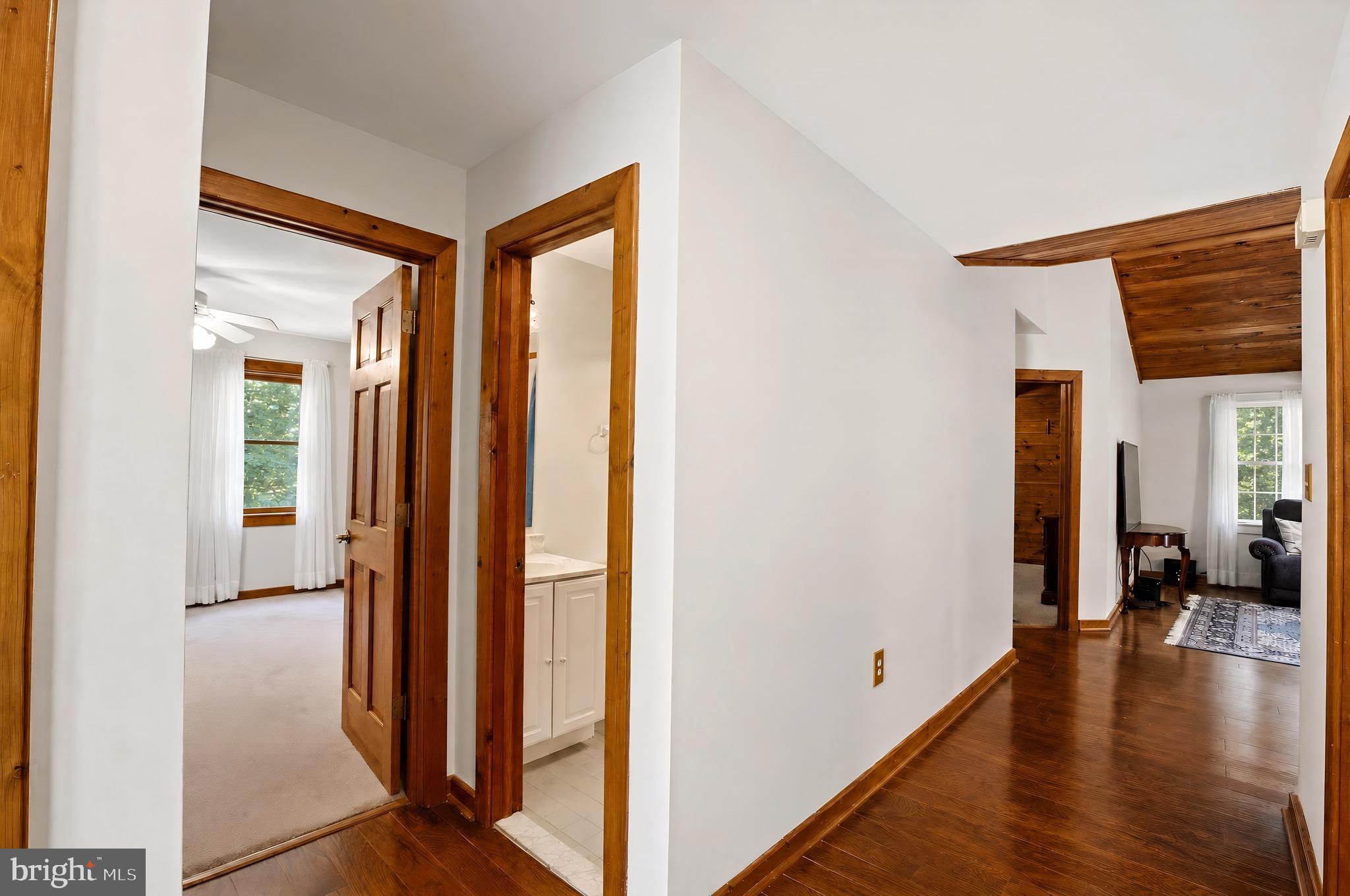 14575 HONEYSUCKLE WAY
