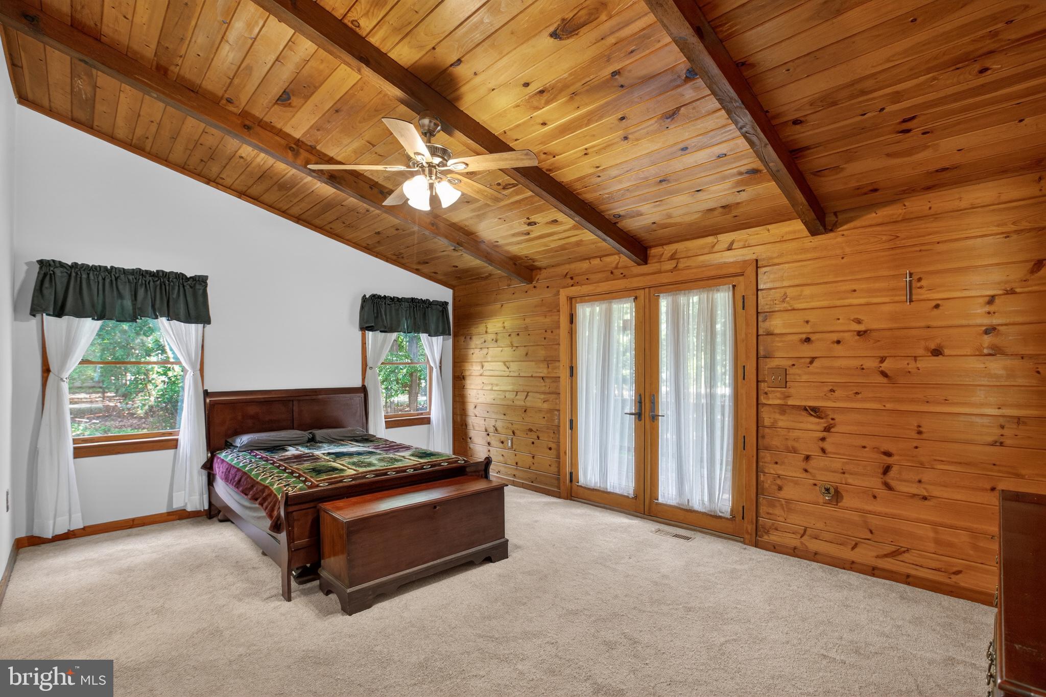 14575 HONEYSUCKLE WAY