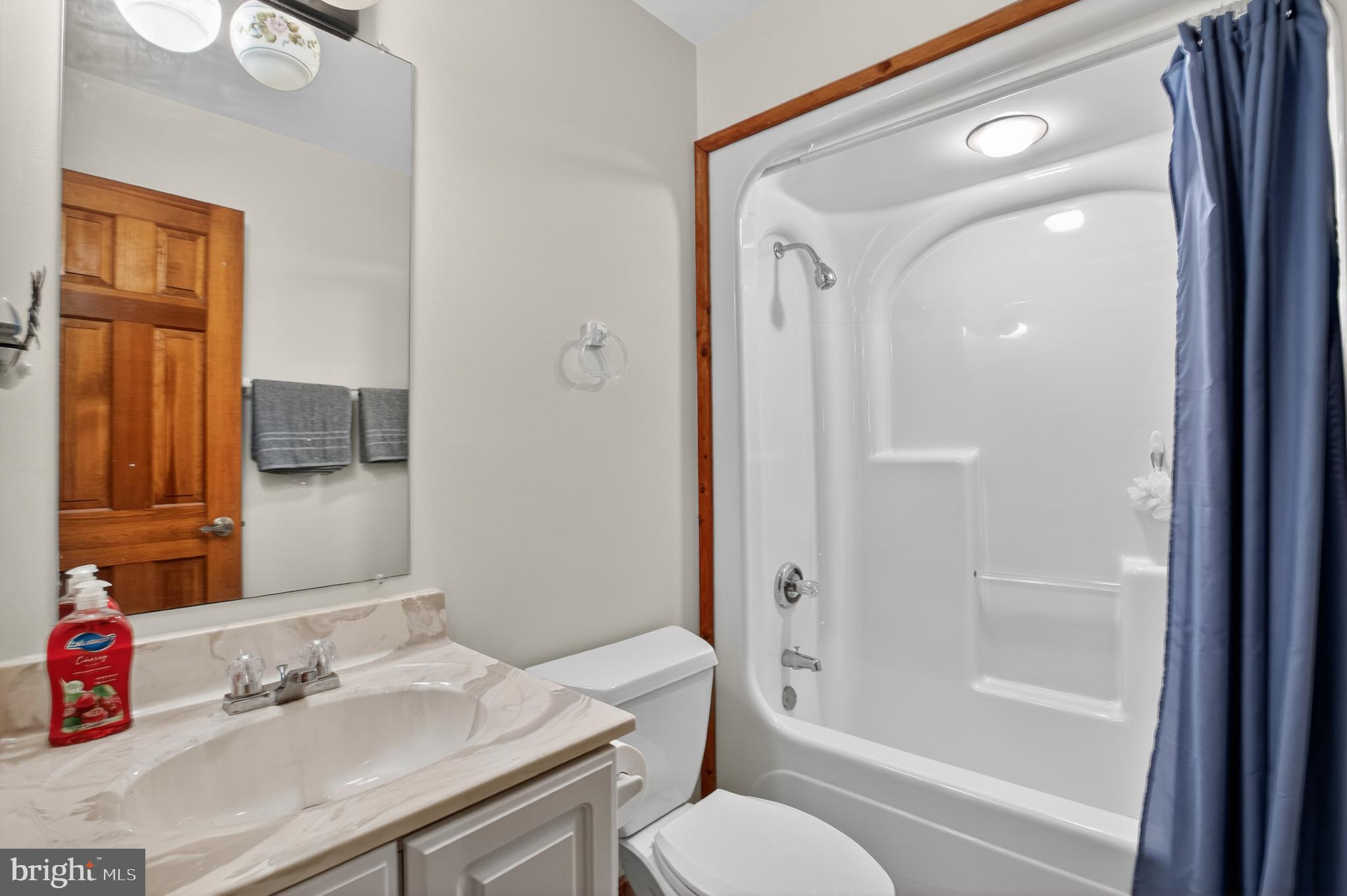14575 HONEYSUCKLE WAY