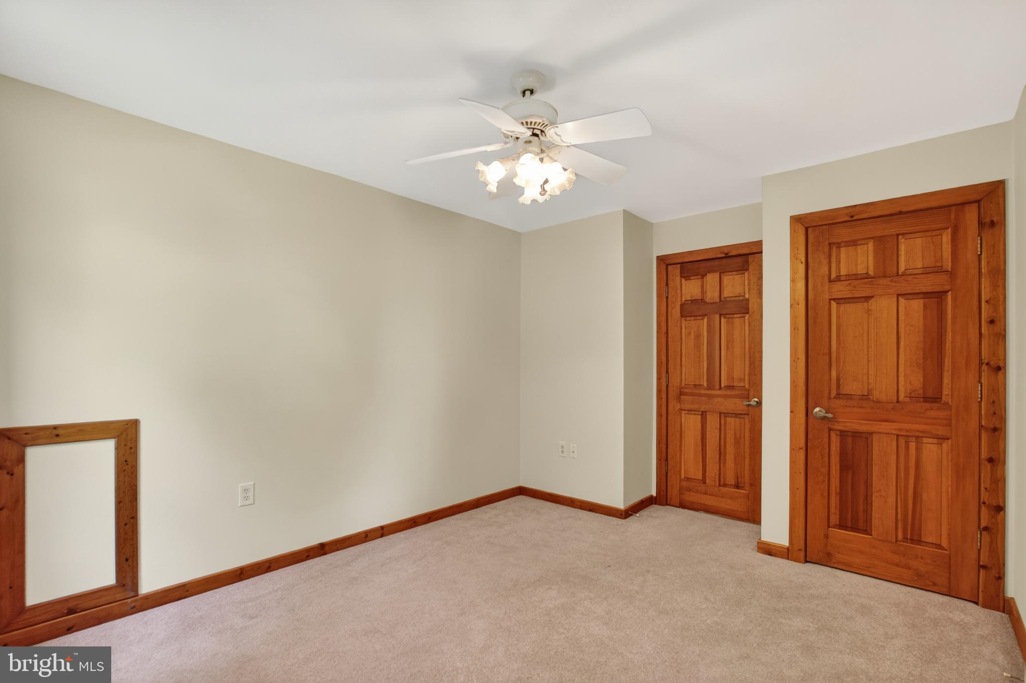 14575 HONEYSUCKLE WAY