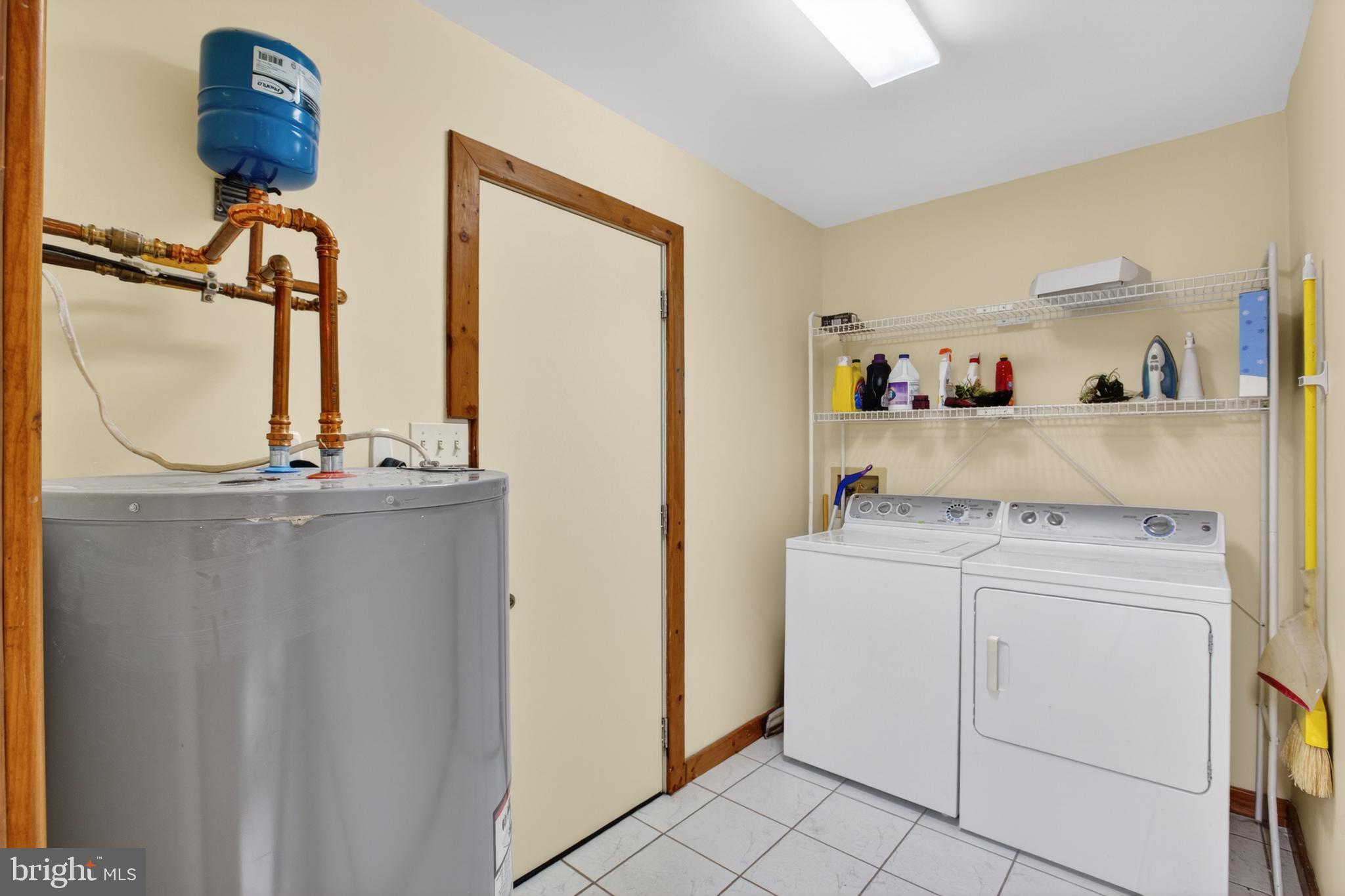 14575 HONEYSUCKLE WAY