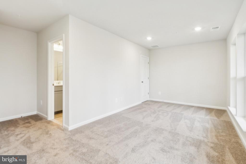 2767 BEAR CLAW PLACE